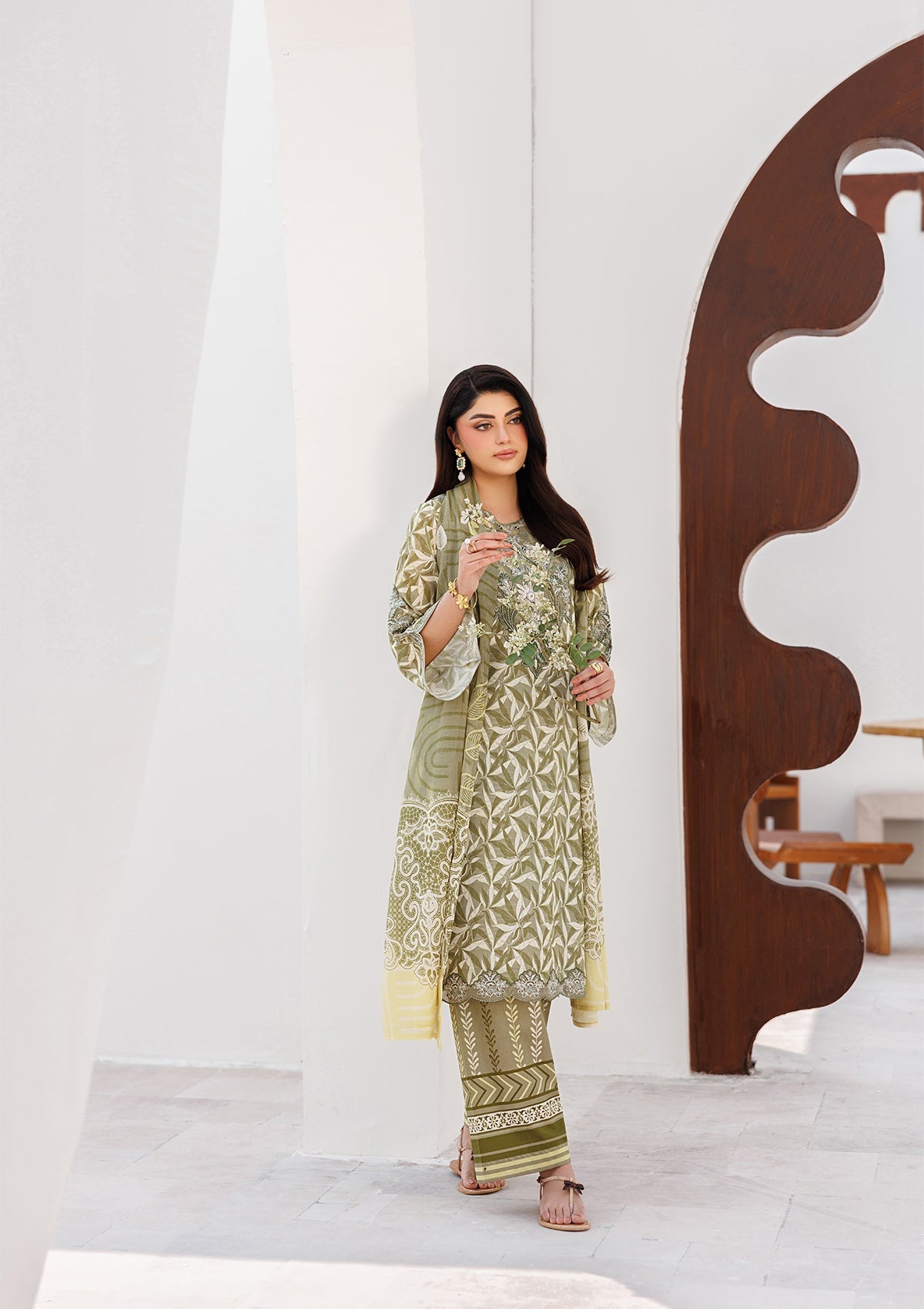 PRINTED EMB LAWN BT006810-OLV