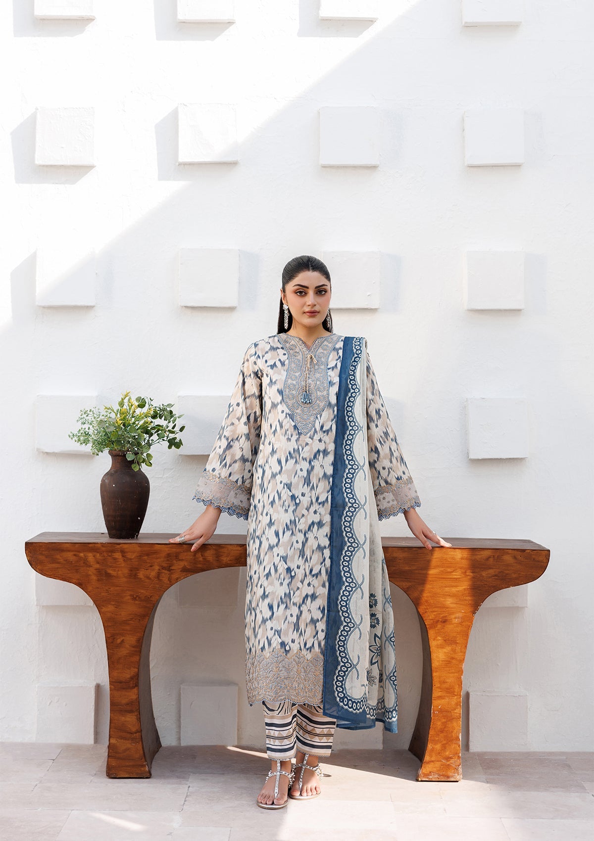 PRINTED EMB LAWN BT006810-SNB