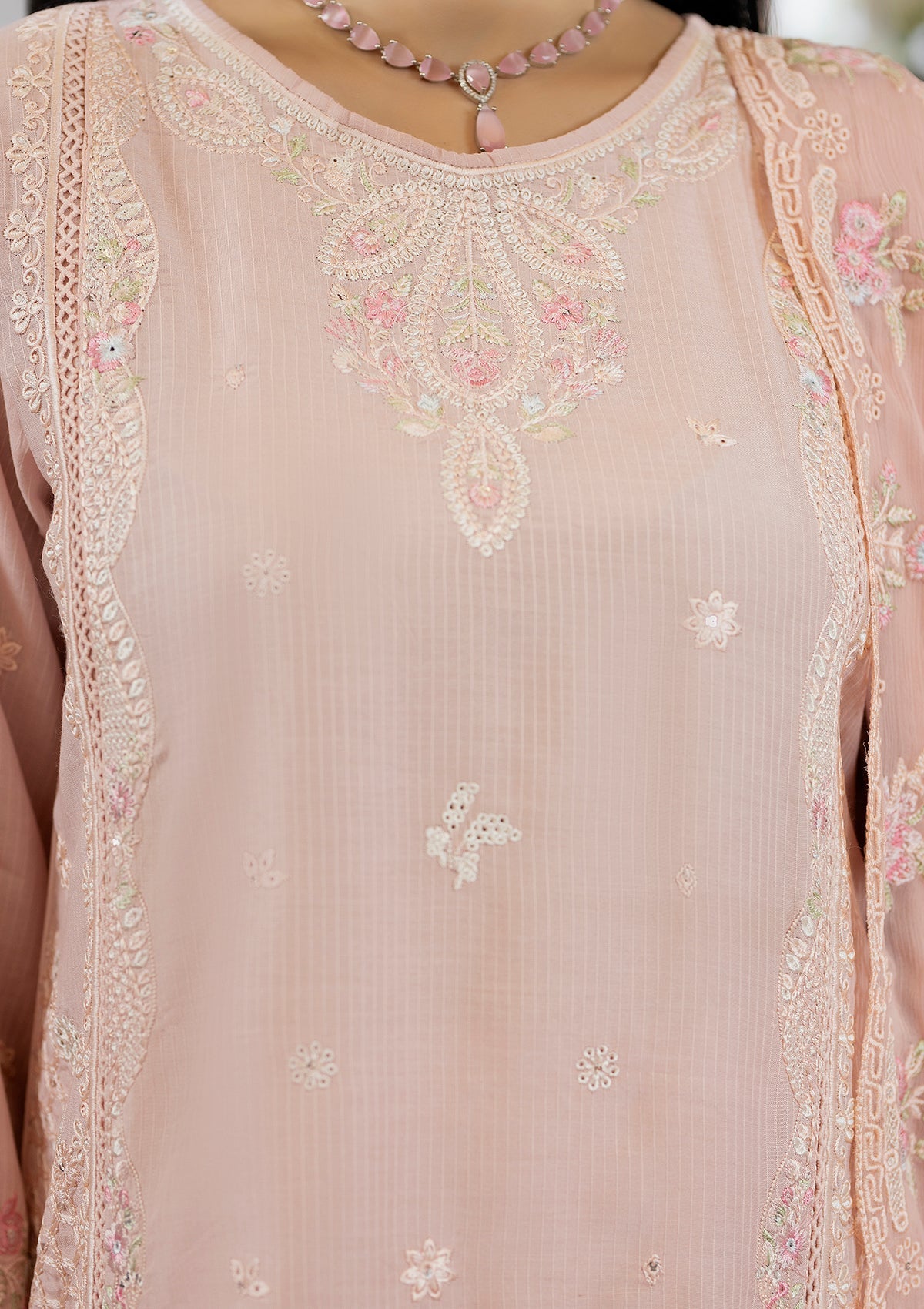 Embroidered Lawn BT006604-LPK