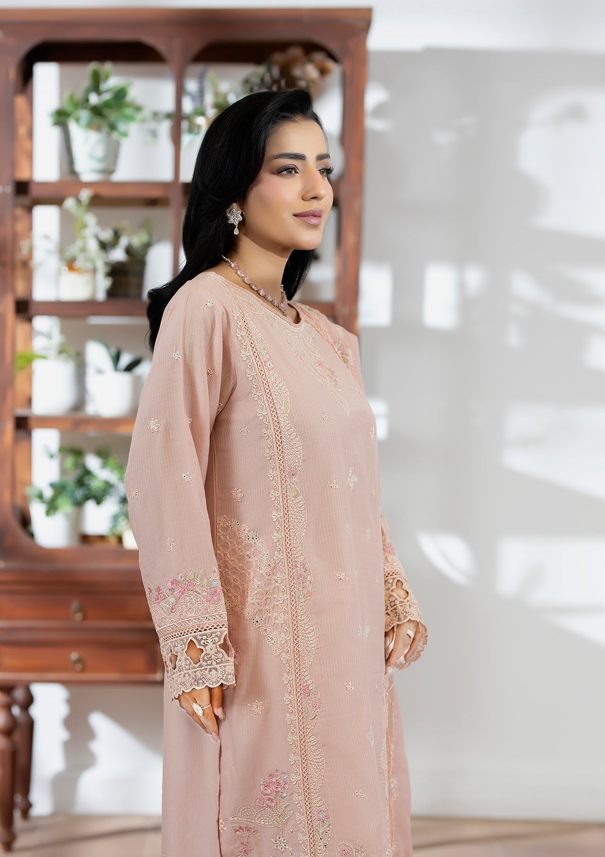 Embroidered Lawn BT006604-LPK