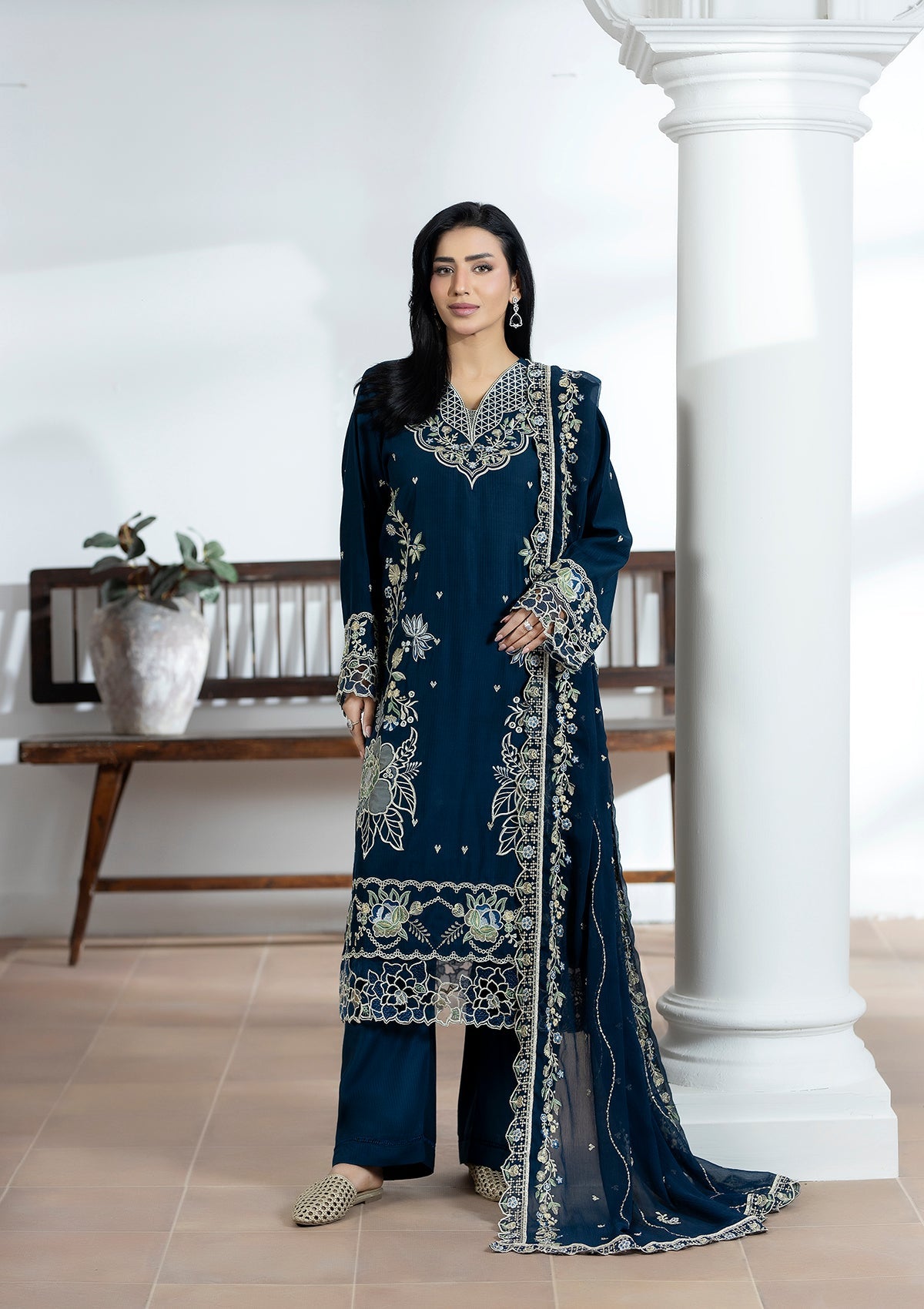 LUXURY Embroidered Lawn BT006604-BLU