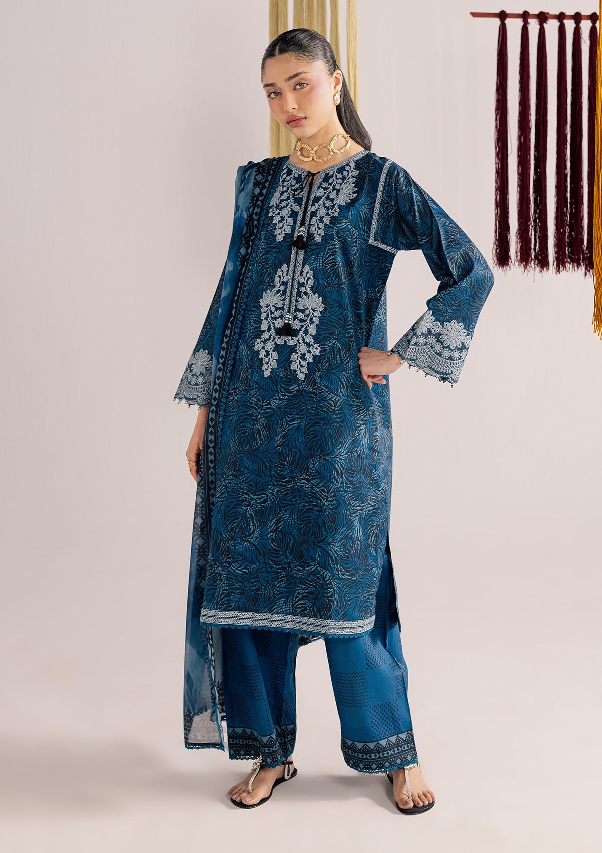 PRINTED EMBROIDERED LAWN BT006859-BLU