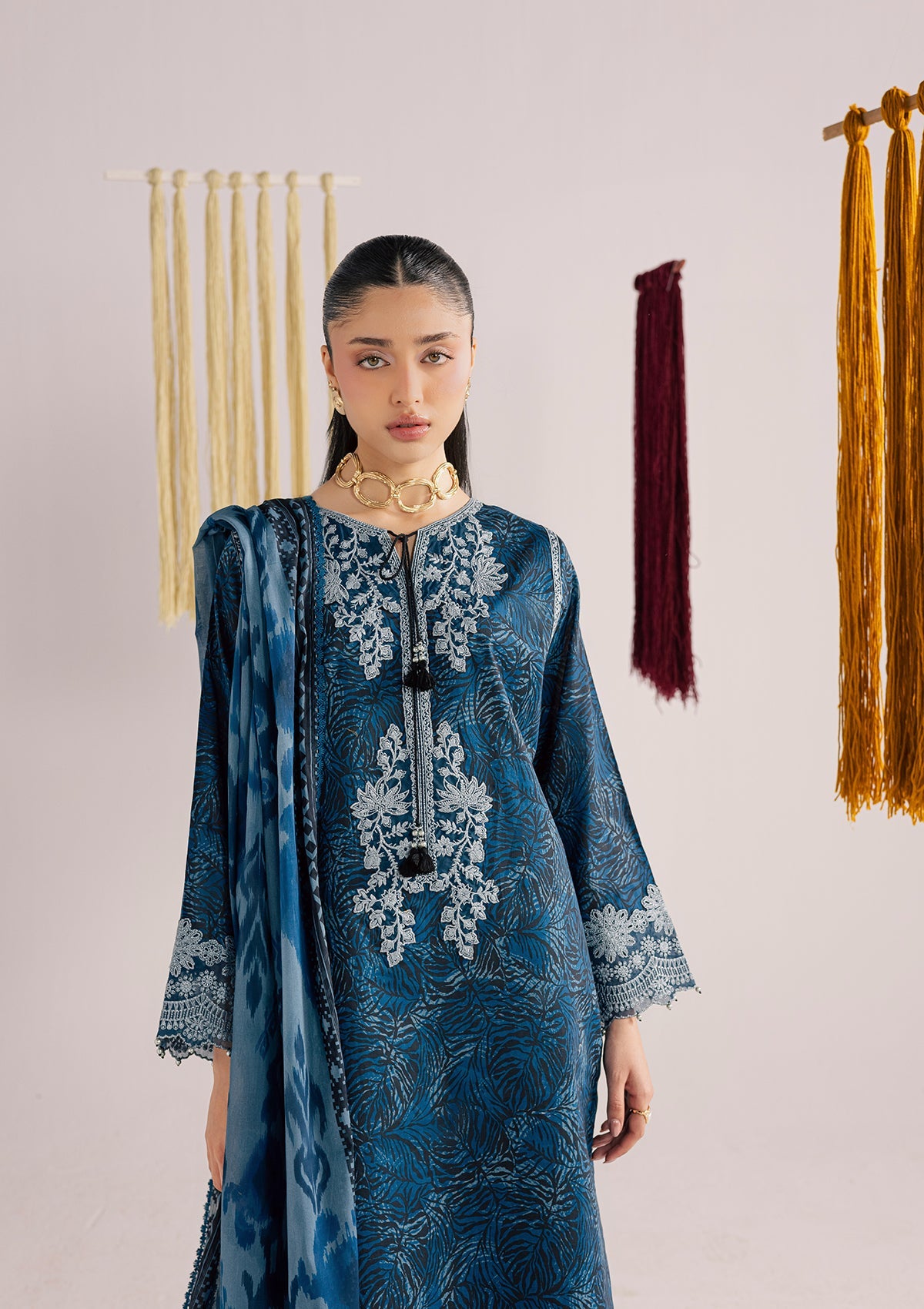 PRINTED EMBROIDERED LAWN BT006859-BLU