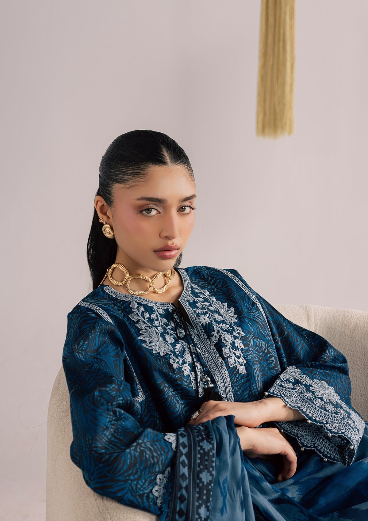 PRINTED EMBROIDERED LAWN BT006859-BLU