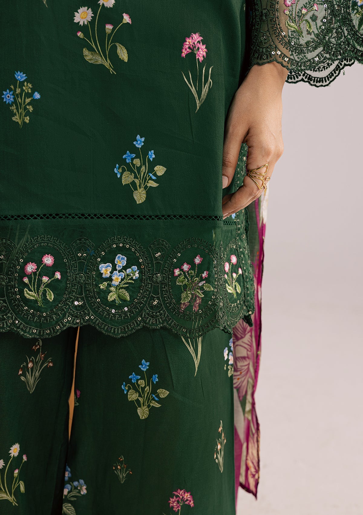 PRINTED EMBROIDERED LAWN BT006852-GRN