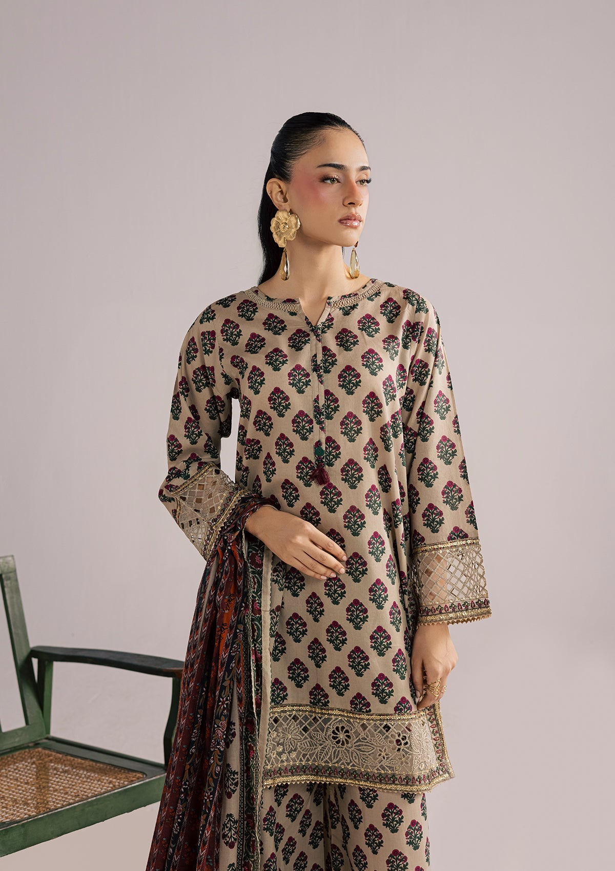 PRINTED EMBROIDERED LAWN BT006852-SKN