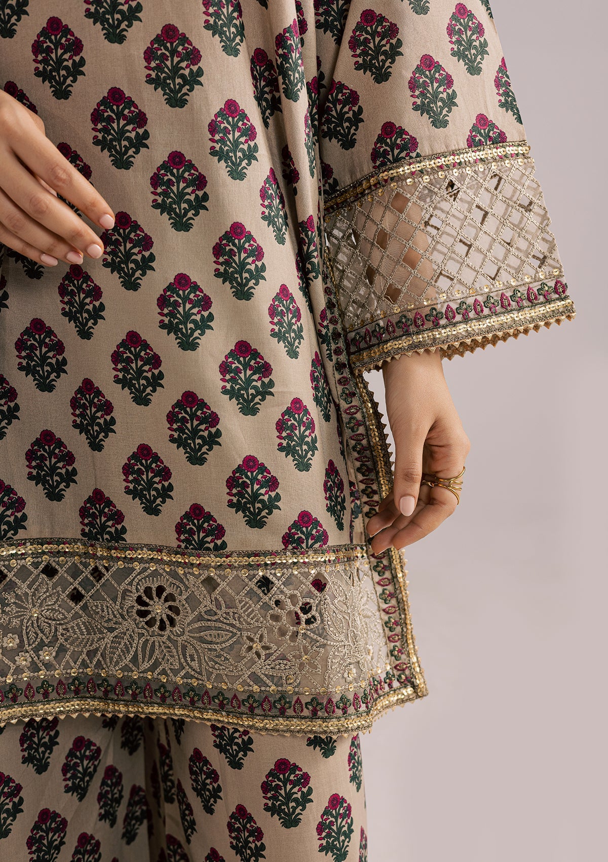 PRINTED EMBROIDERED LAWN BT006852-SKN
