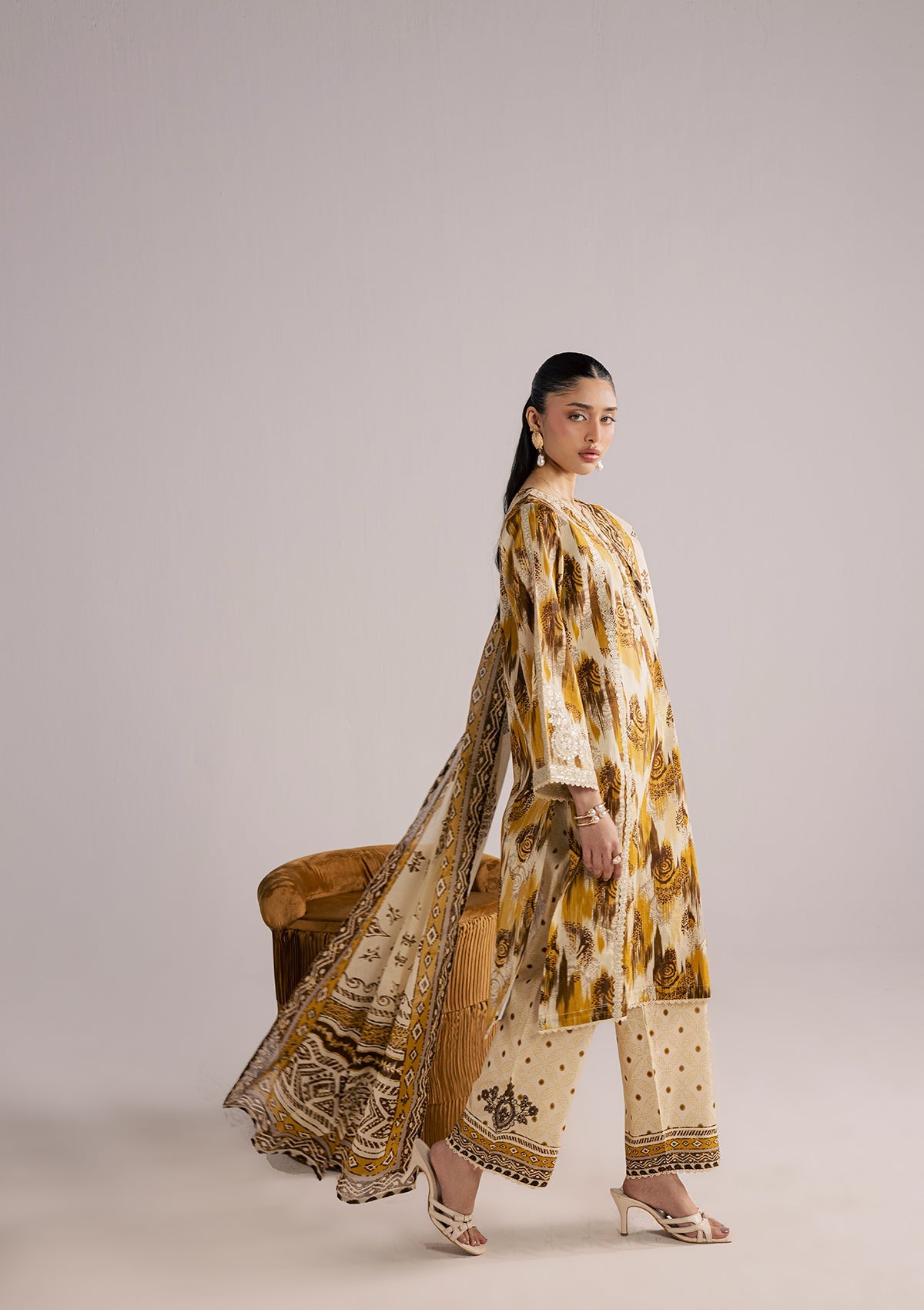 PRINTED EMBROIDERED LAWN BT006859-MRD