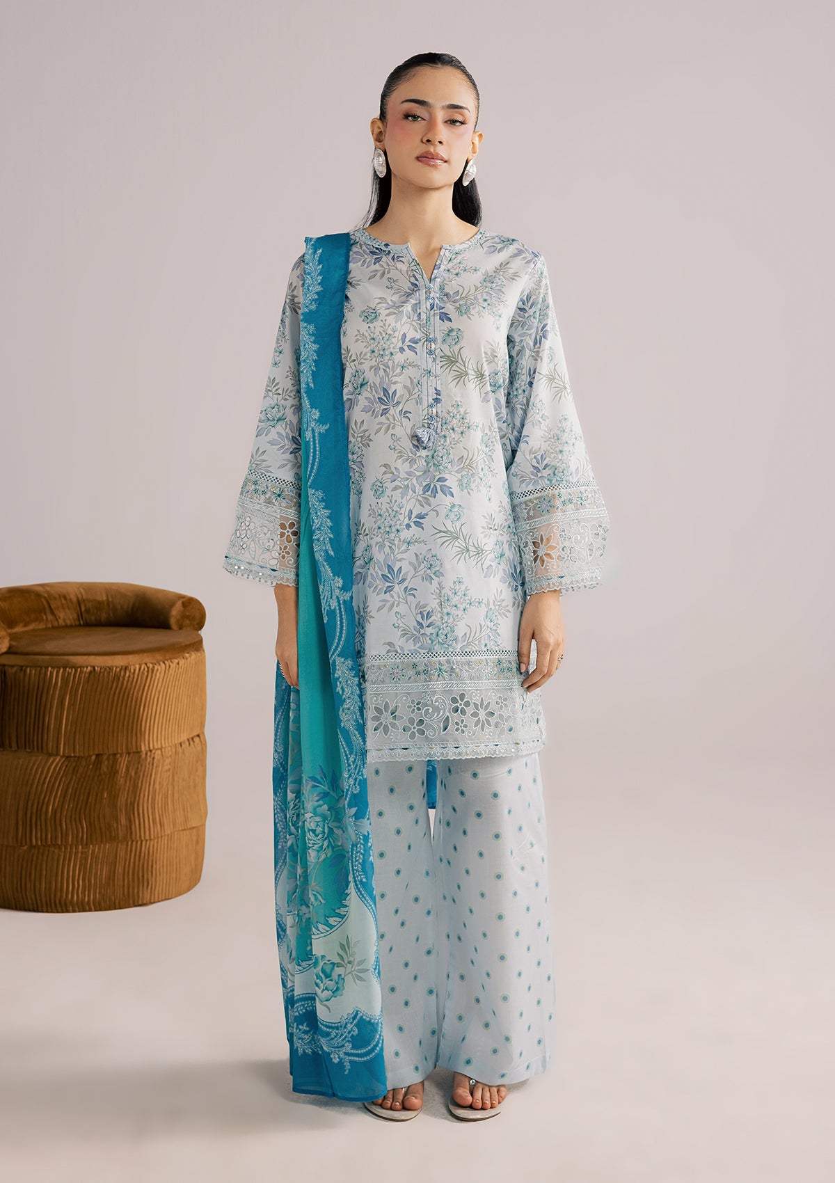 PRINTED EMBROIDERED LAWN BT006852-SBL
