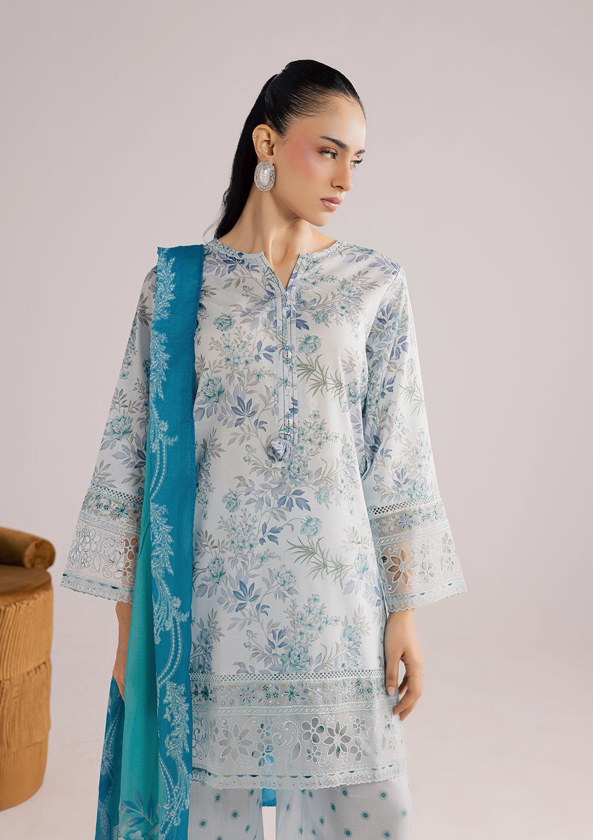 PRINTED EMBROIDERED LAWN BT006852-SBL