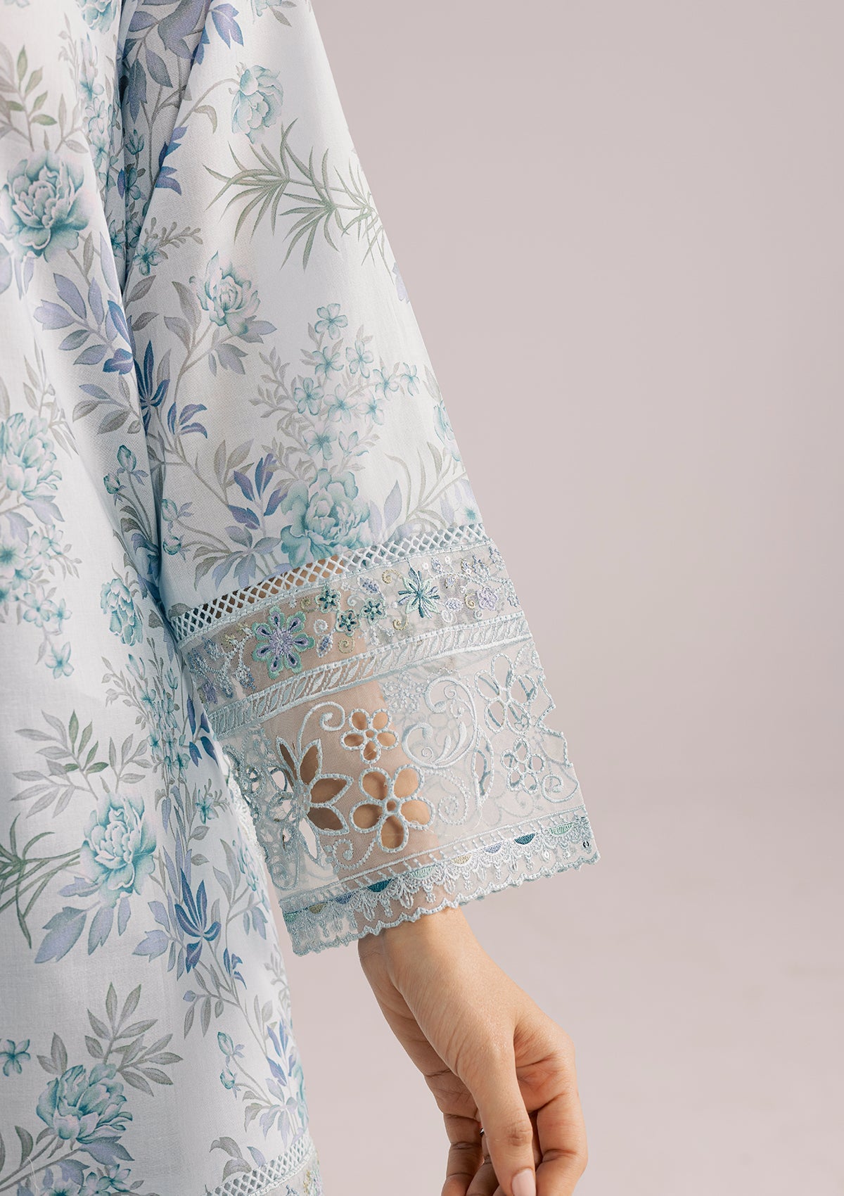PRINTED EMBROIDERED LAWN BT006852-SBL