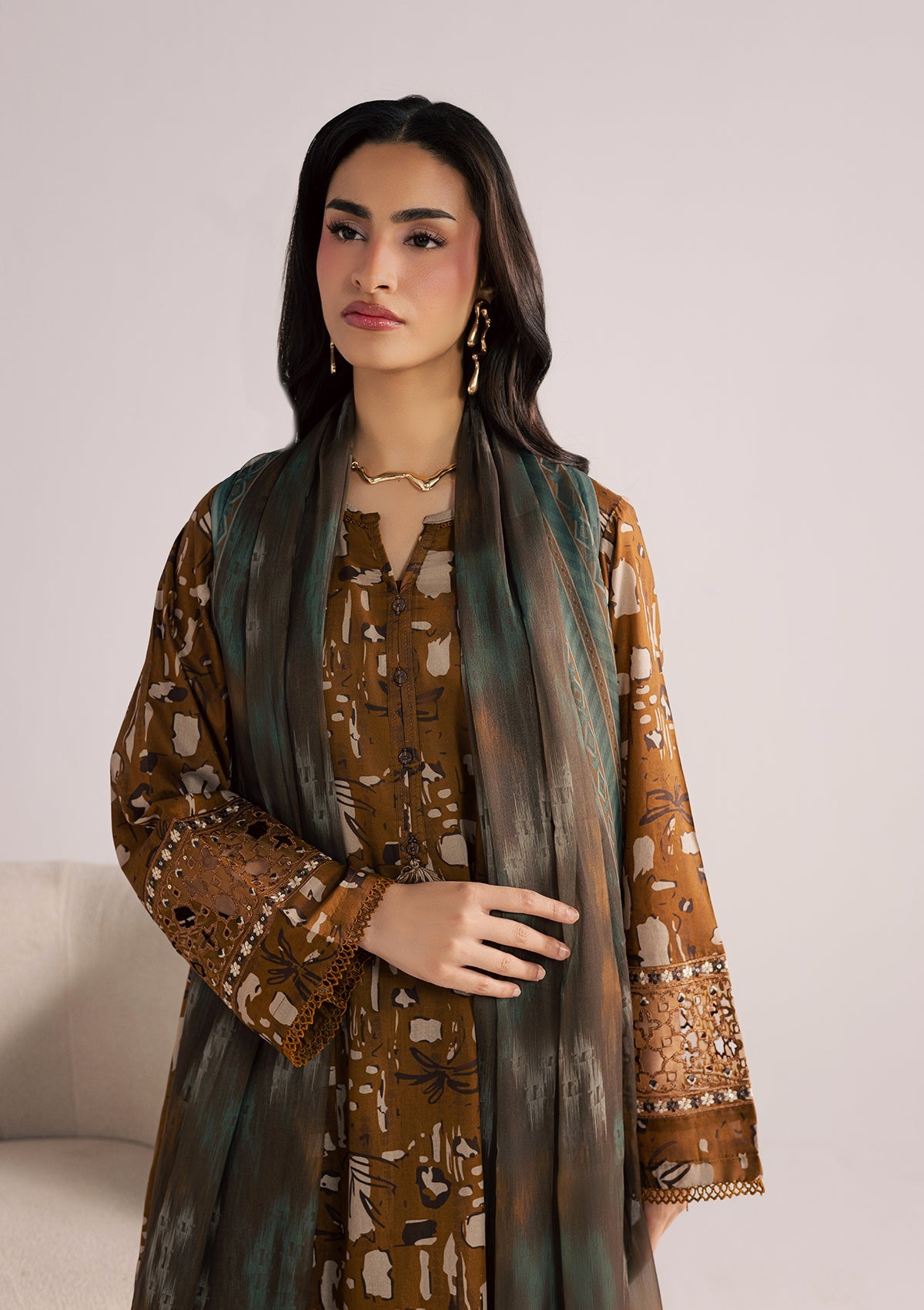 PRINTED EMBROIDERED LAWN BT006853-BRW