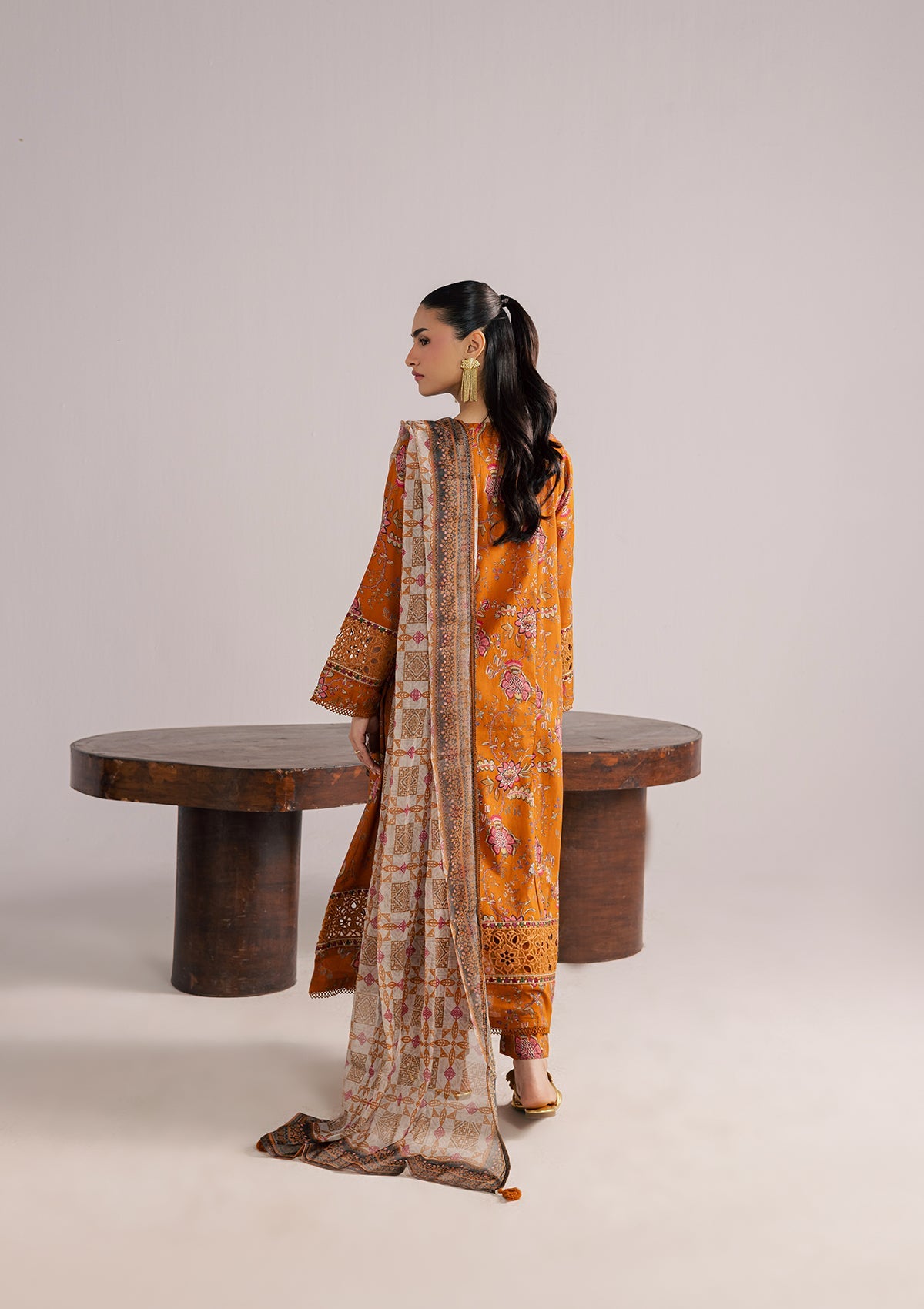 PRINTED EMBROIDERED LAWN BT006853-ORN