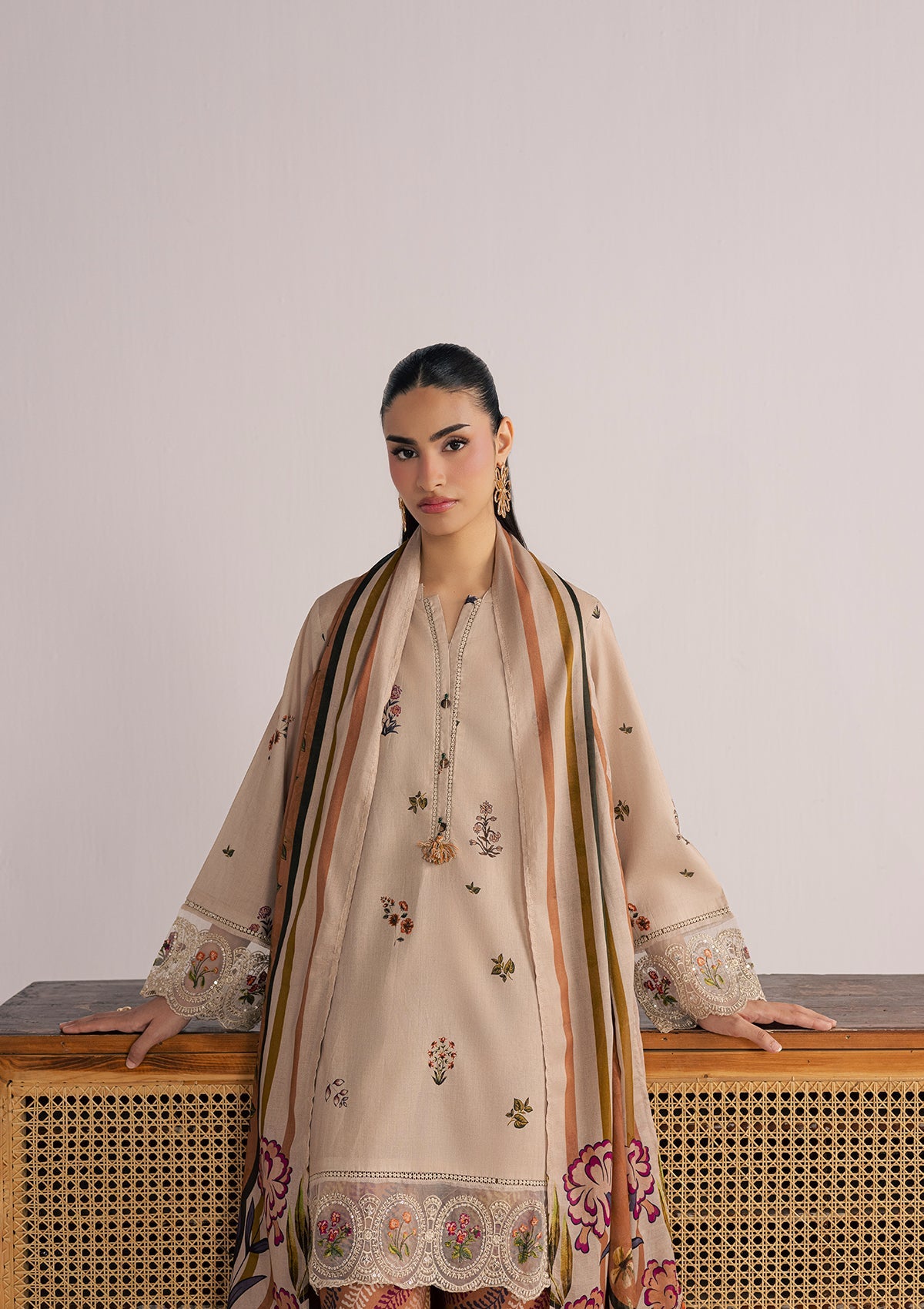 PRINTED EMBROIDERED LAWN BT006852-LBR
