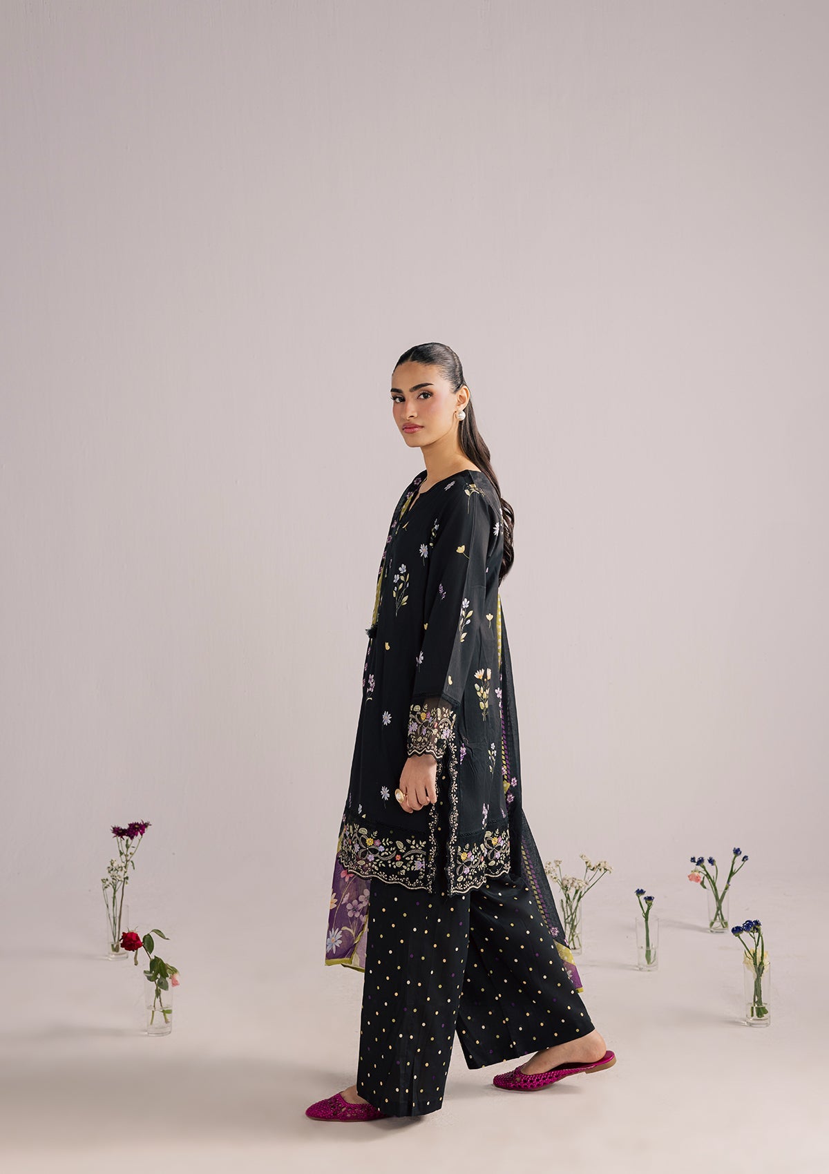 PRINTED EMBROIDERED LAWN BT006852-BLK