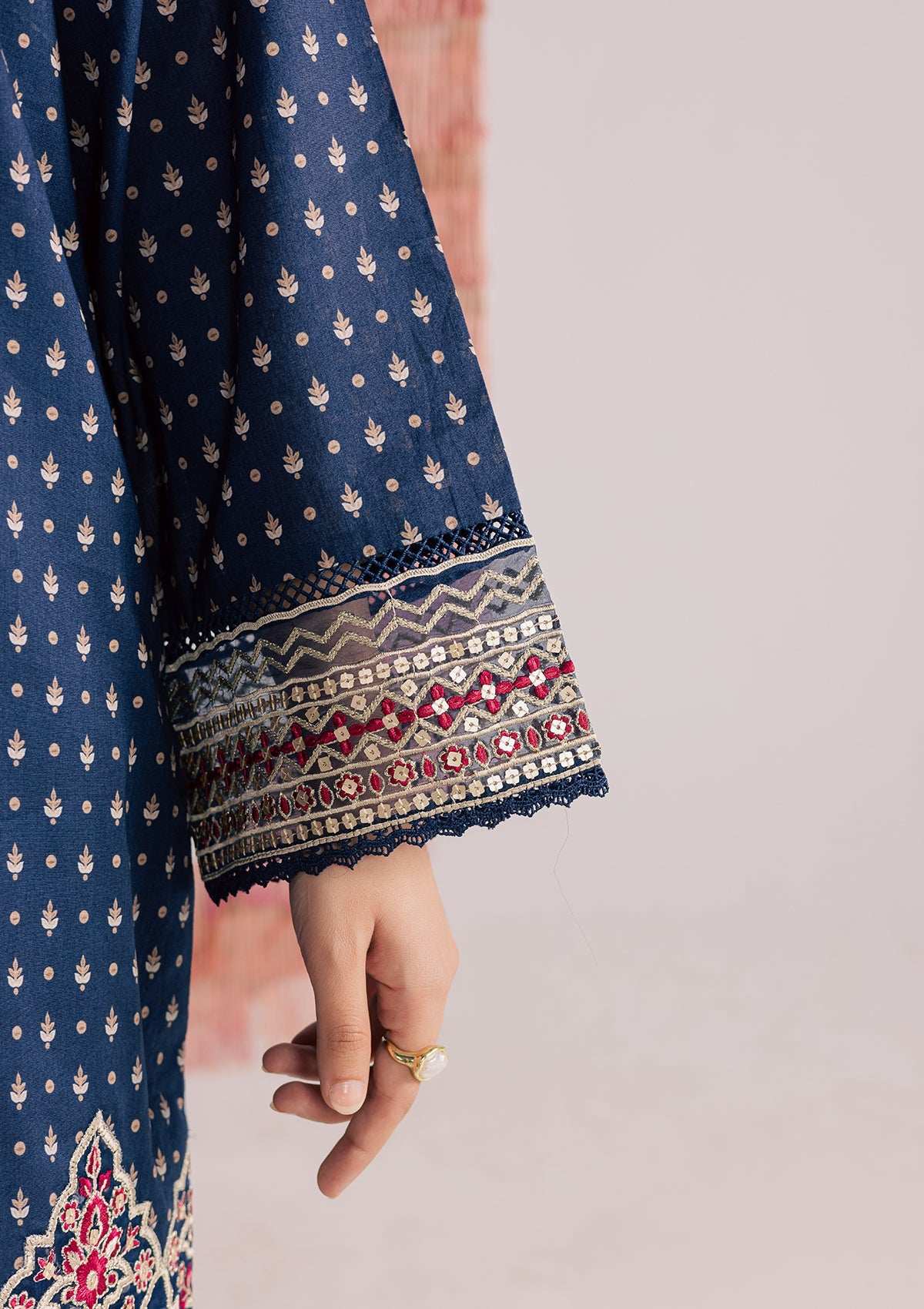 PRINTED EMBROIDERED LAWN BT006852-BLU