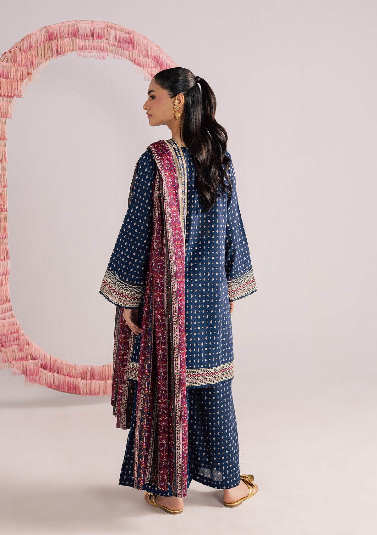 PRINTED EMBROIDERED LAWN BT006852-BLU