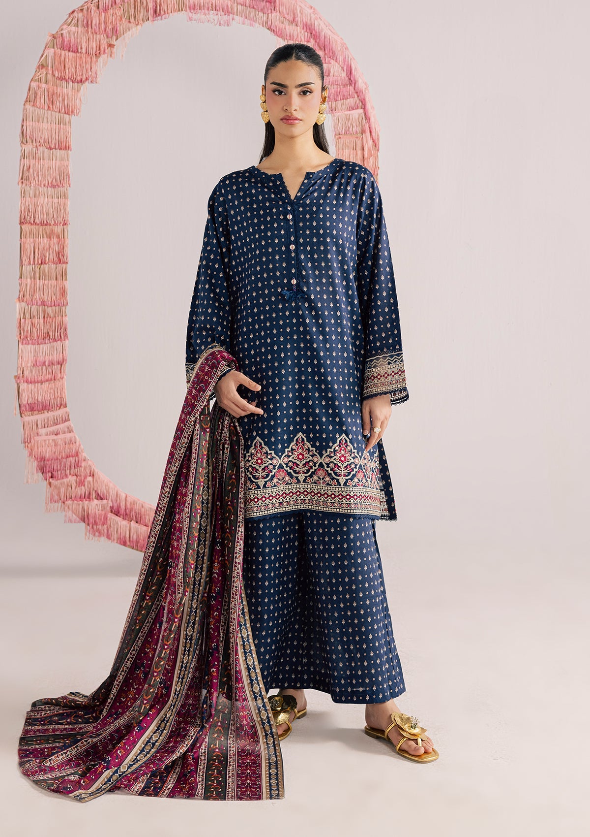 PRINTED EMBROIDERED LAWN BT006852-BLU