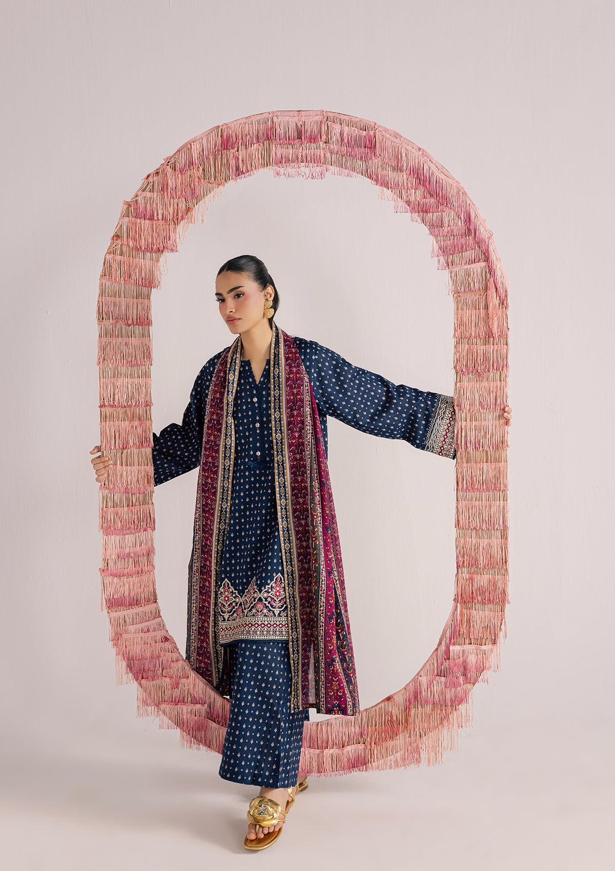 PRINTED EMBROIDERED LAWN BT006852-BLU