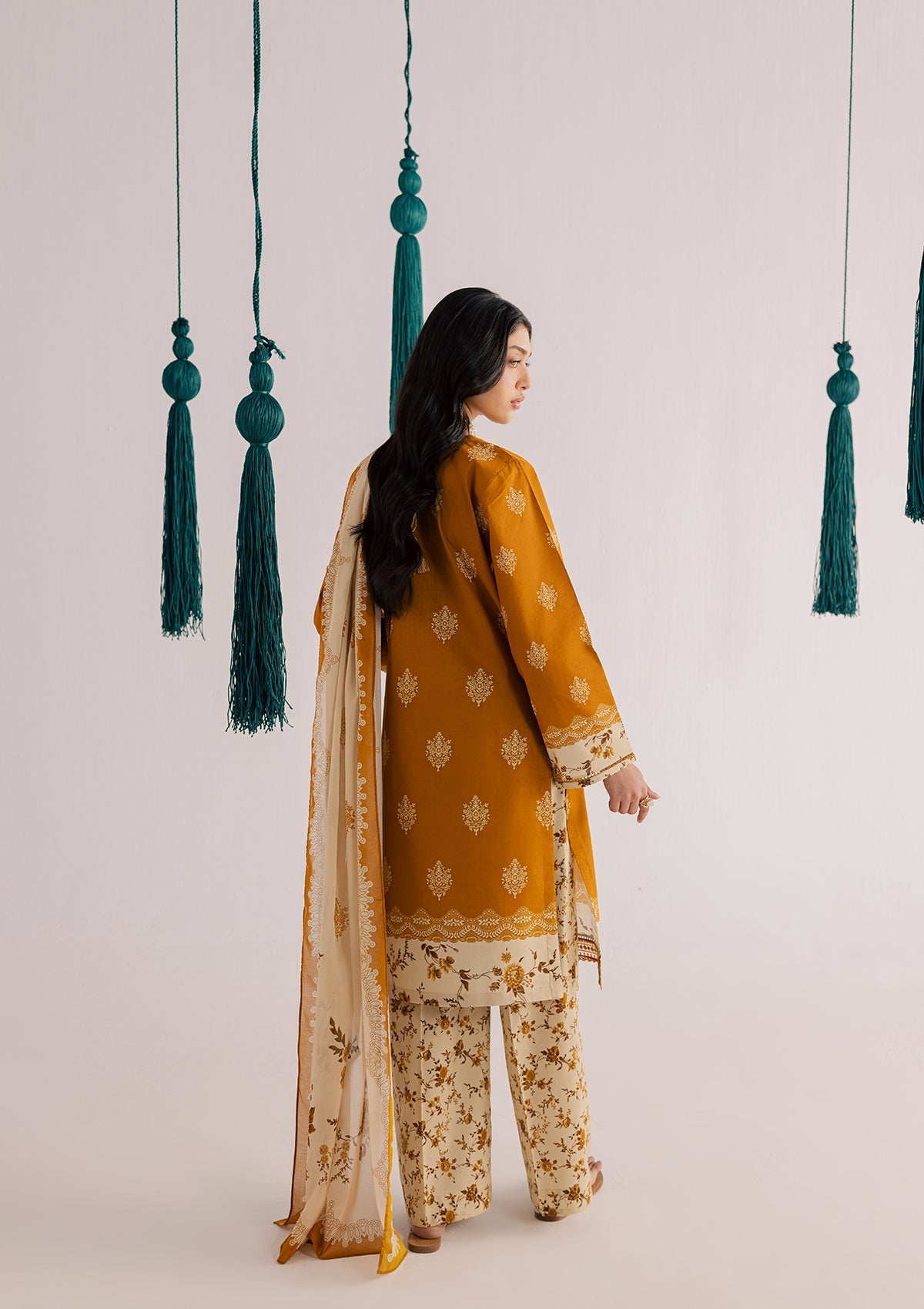 PRINTED EMBROIDERED LAWN BT006860-MRD