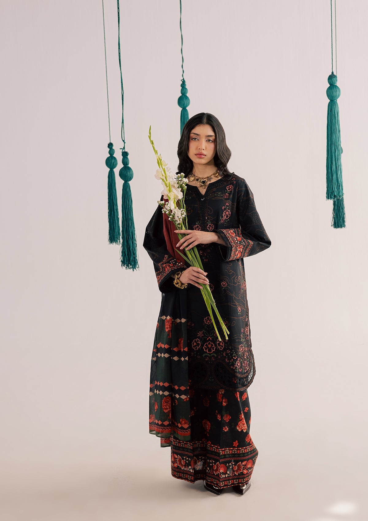 PRINTED EMBROIDERED LAWN BT006860-NBL