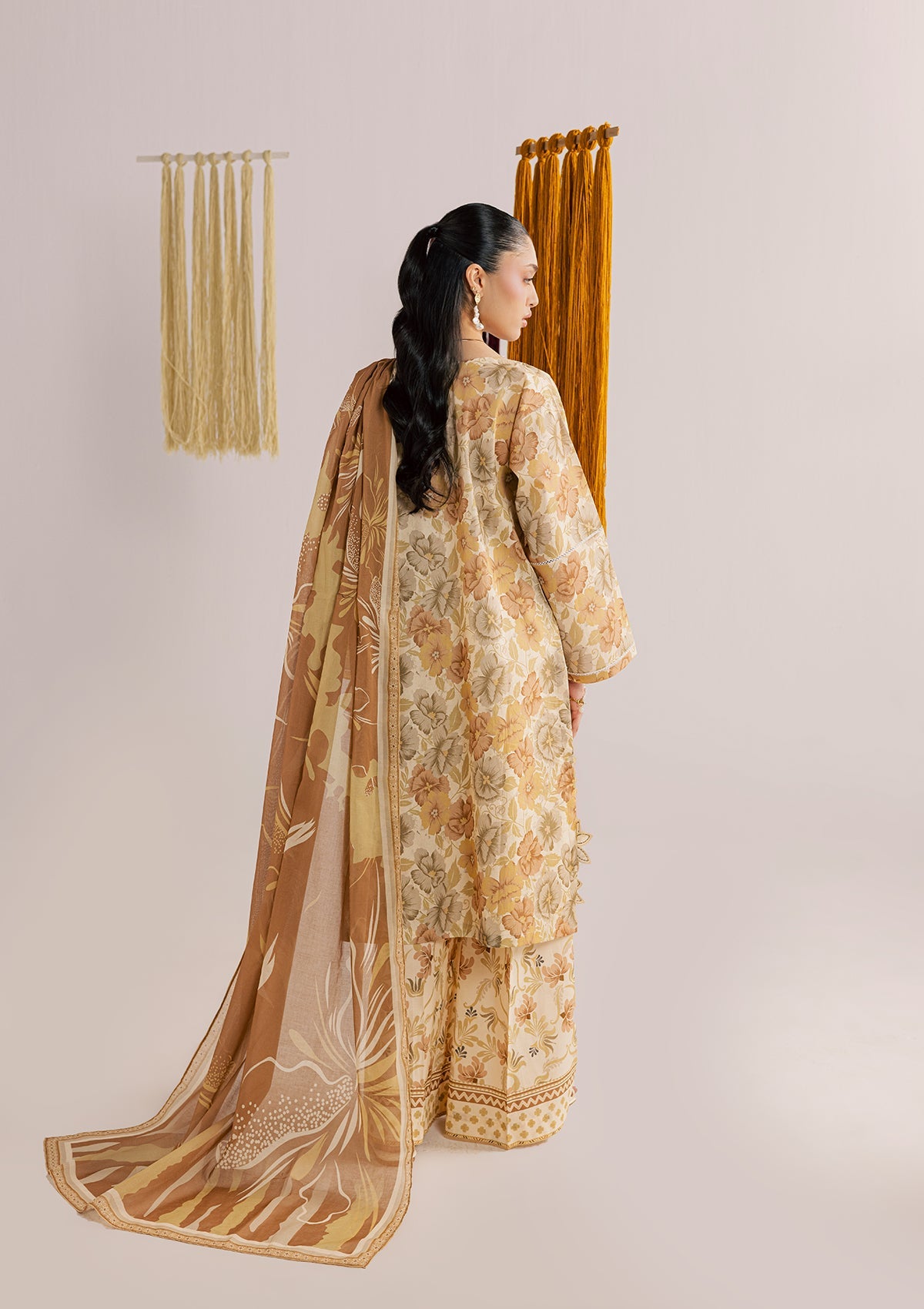 PRINTED EMBROIDERED LAWN BT006860-CRM