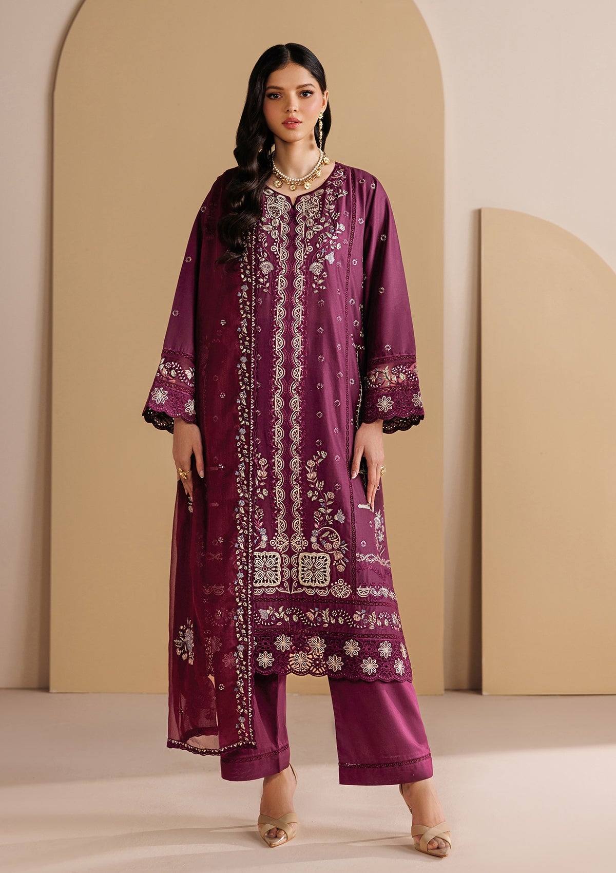 LUXURY Embroidered LAWN BT006719-MRN