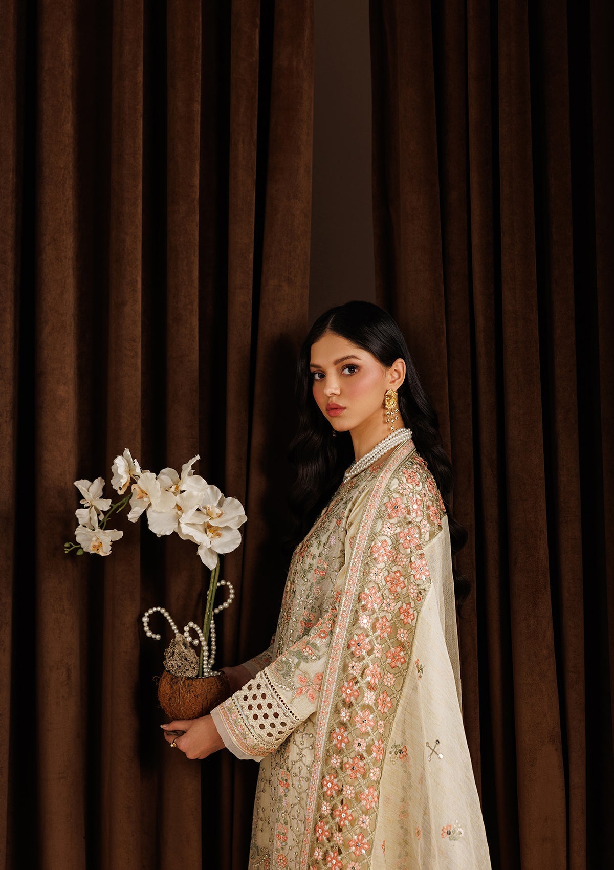 EMBROIDERED KHADDINET BT006755-OWH