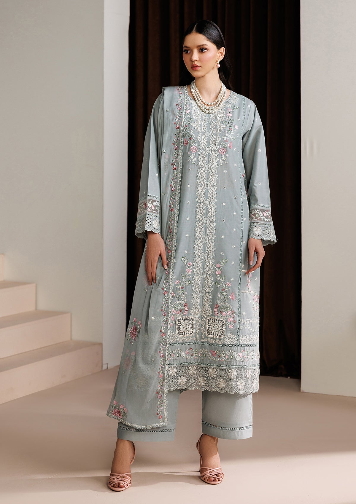 LUXURY Embroidered LAWN BT006719-PST