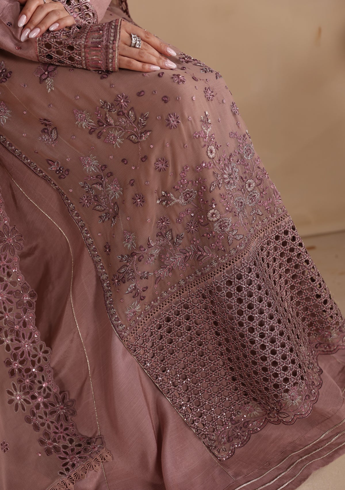 Embroidered Chiffon BT6676-PLM