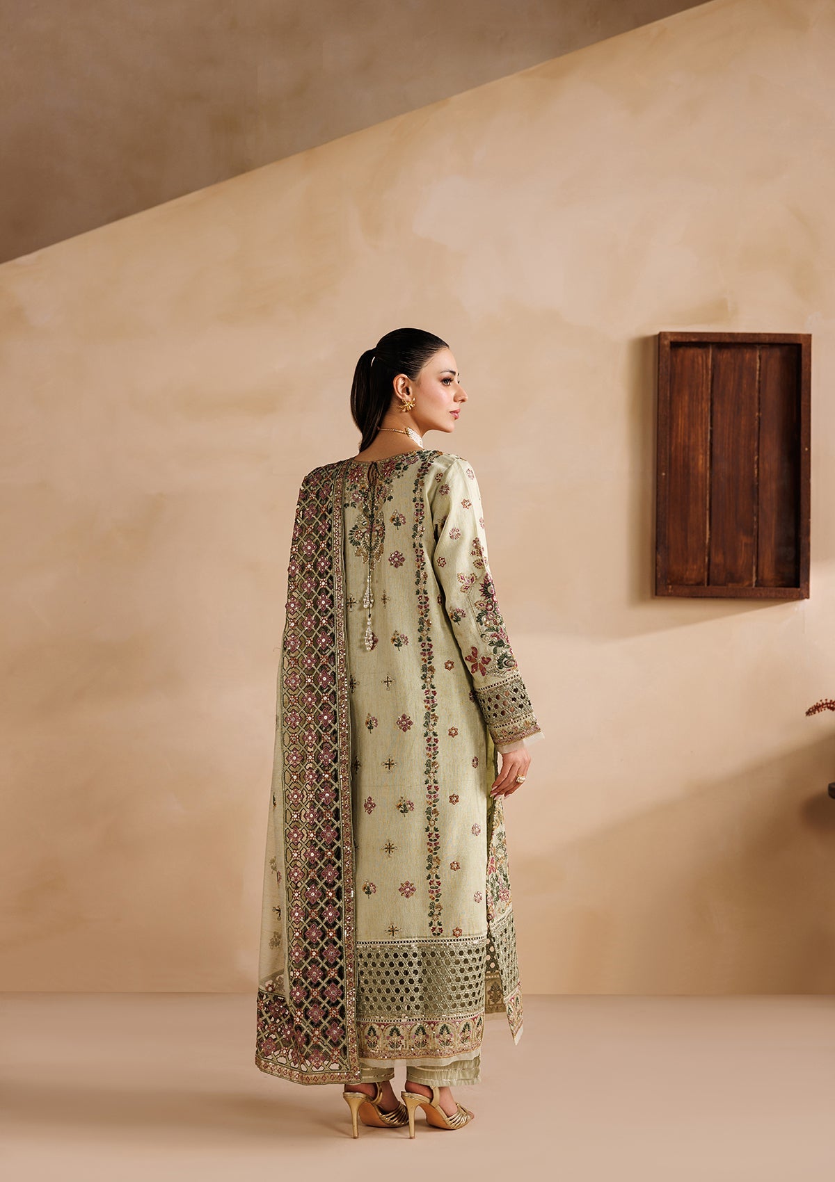 EMBROIDERED KHADDINET BT006755-PST