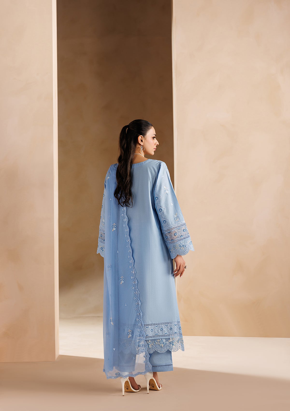 LUXURY Embroidered LAWN BT006719-SBL