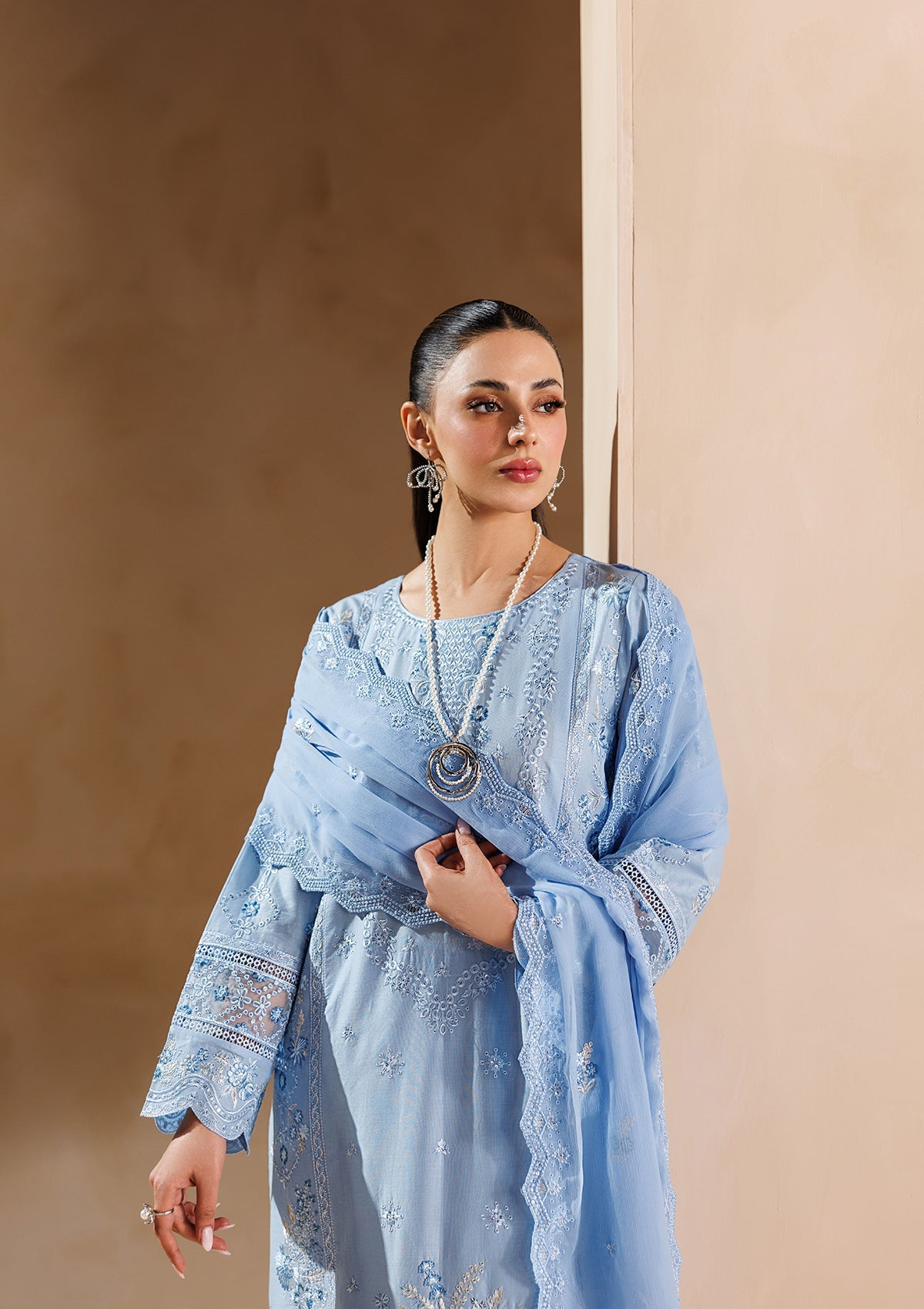 LUXURY Embroidered LAWN BT006719-SBL