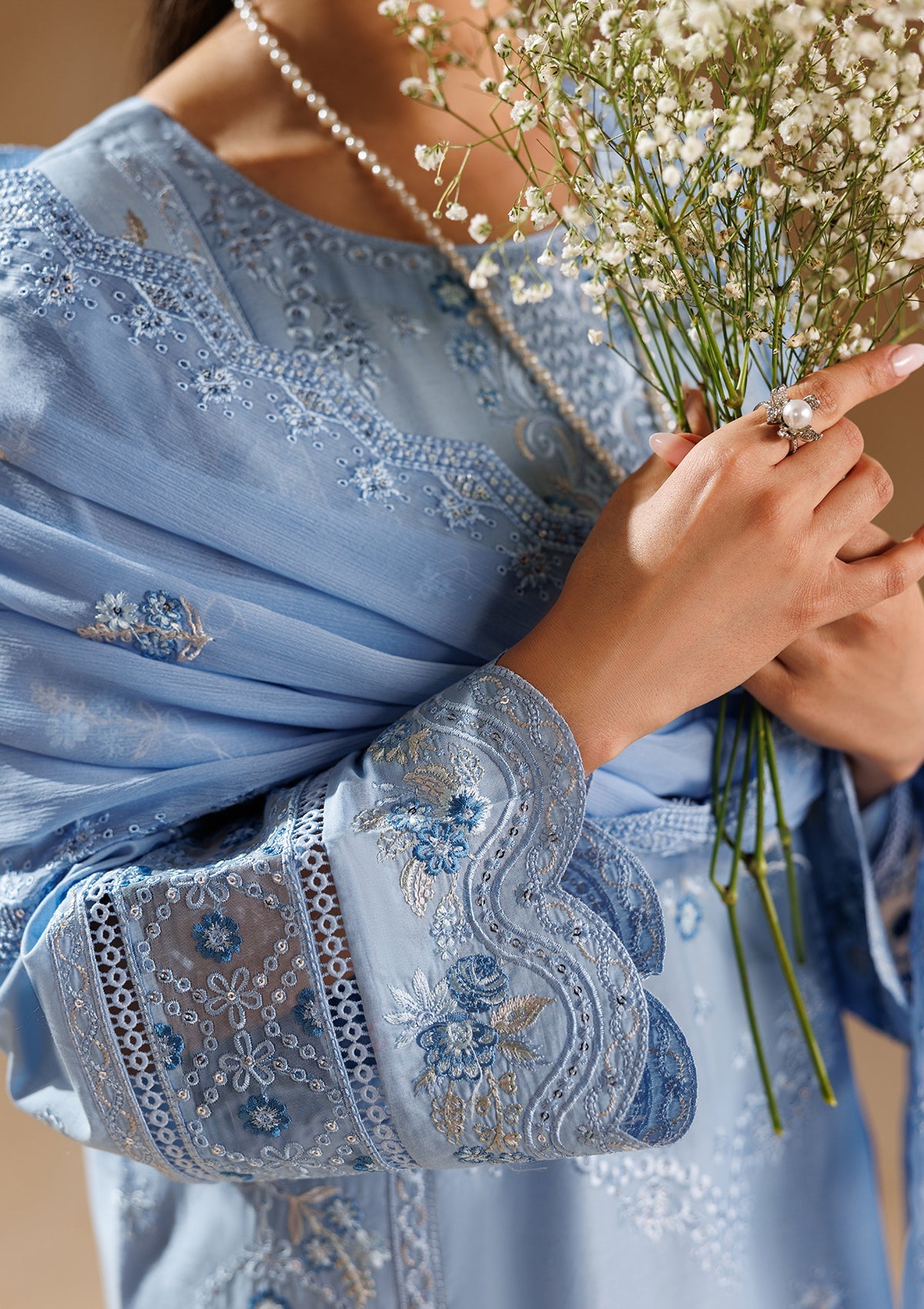 LUXURY Embroidered LAWN BT006719-SBL