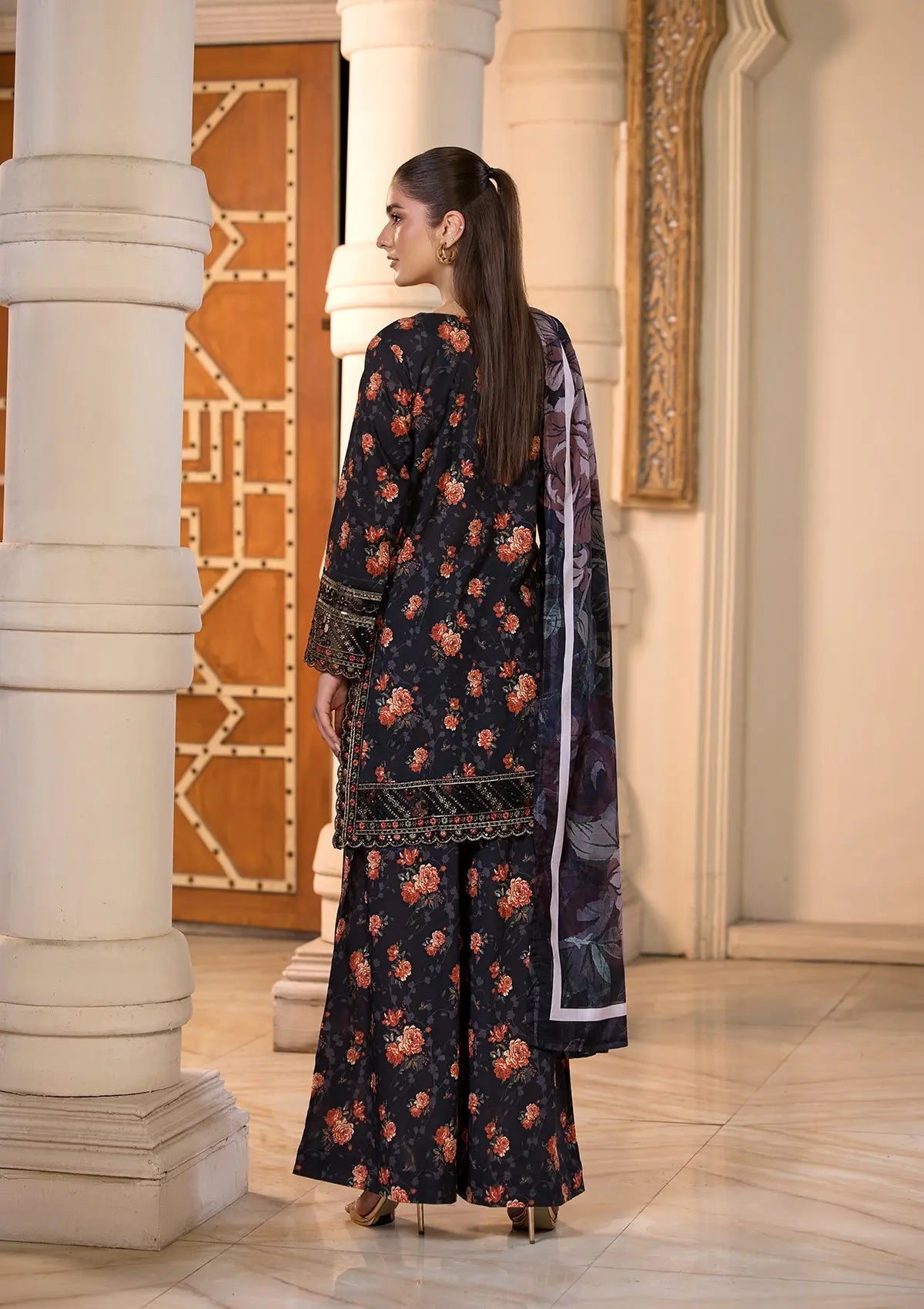 (BT006296-BLK) Bin Tayyab