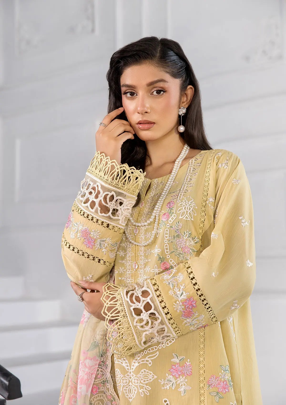 (BT006220-LMN) Bin Tayyab