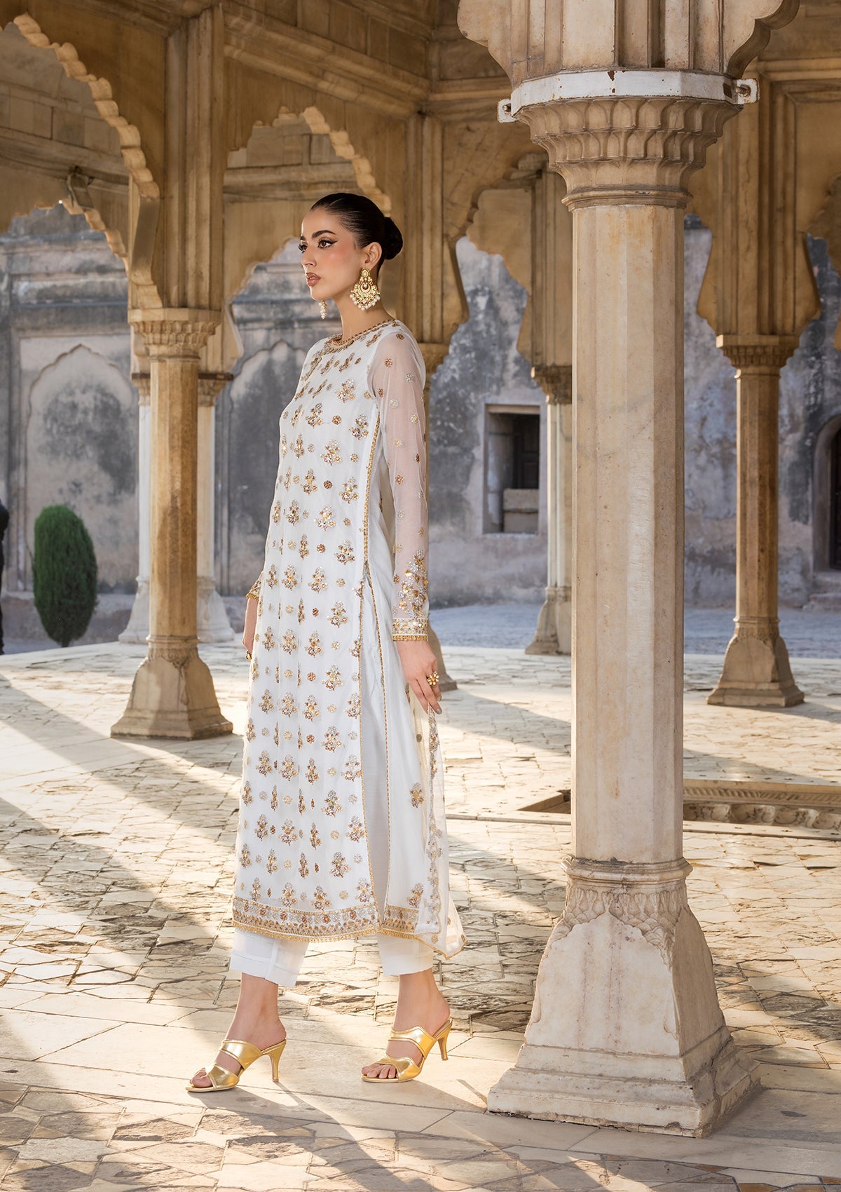 EMBROIDERED NET BT6623-6547-WHT