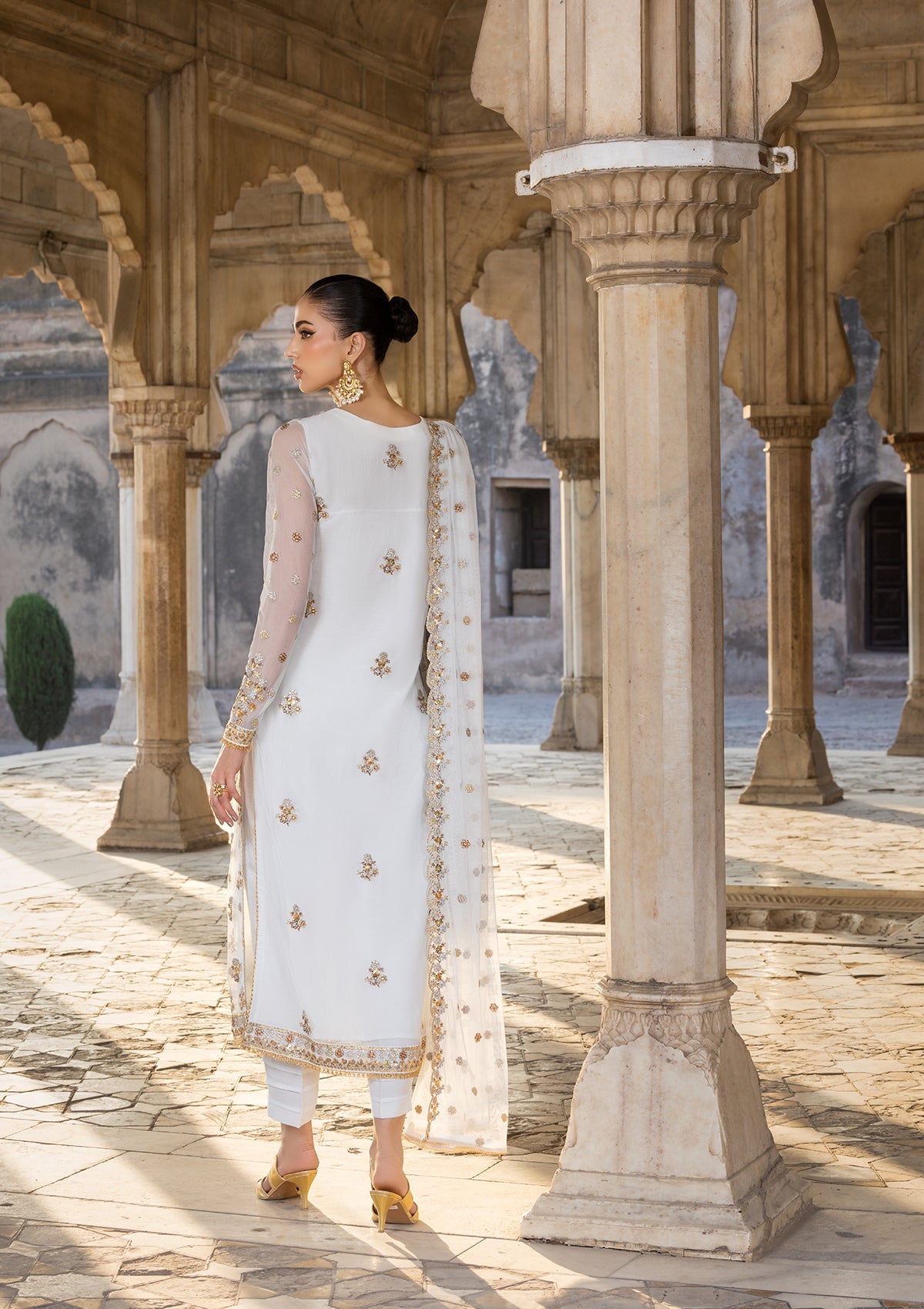 EMBROIDERED NET BT6623-6547-WHT