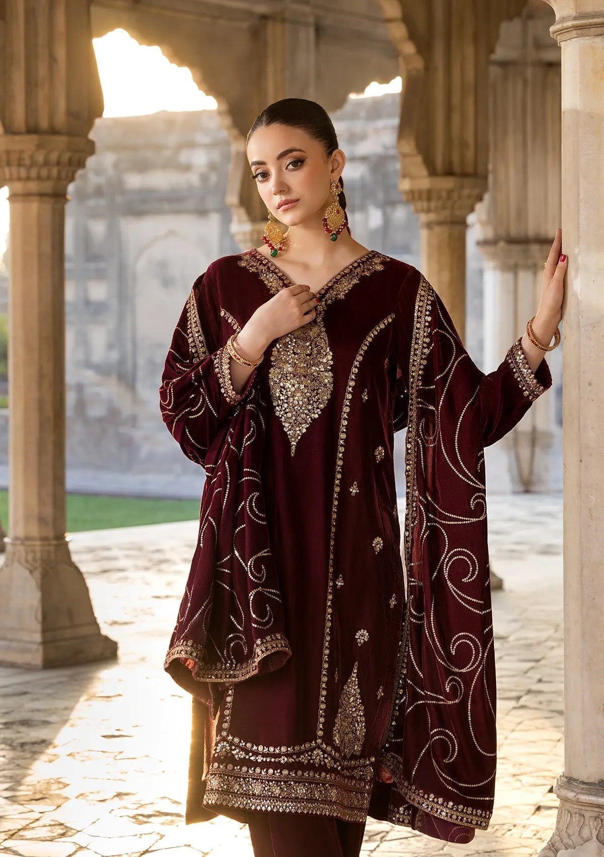 Embroidered Velvet BT6529-RED Bin Tayyab