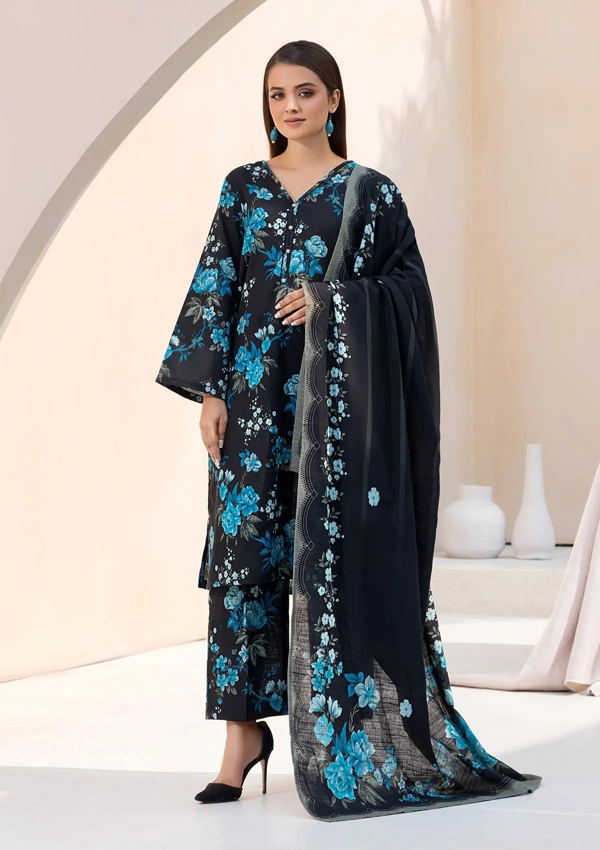 Printed Khaddar BT6553-BBLU Bin Tayyab