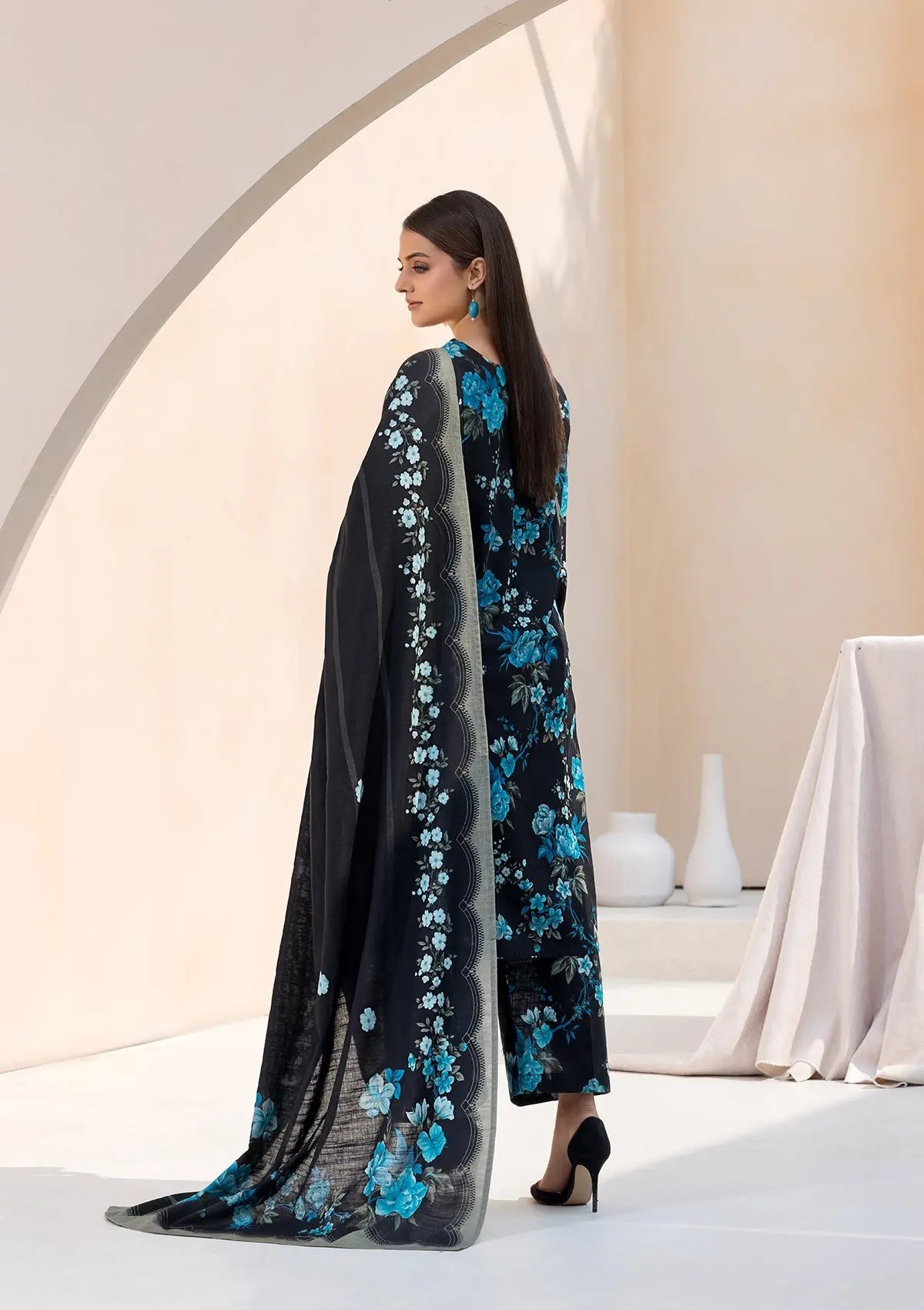 Printed Khaddar BT6553-BBLU Bin Tayyab