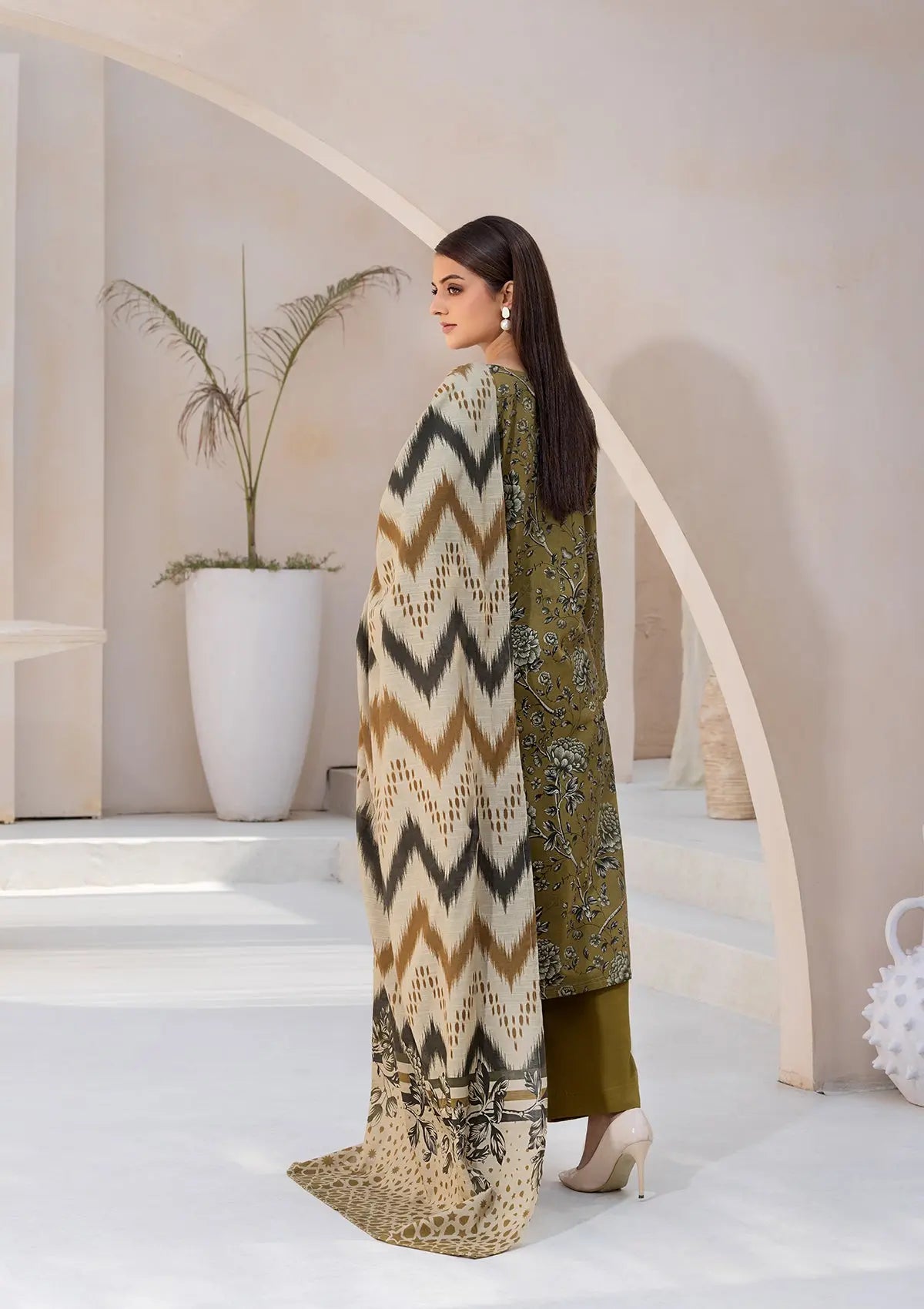 PRINTED KHADDAR BT6526-OLV Bin Tayyab