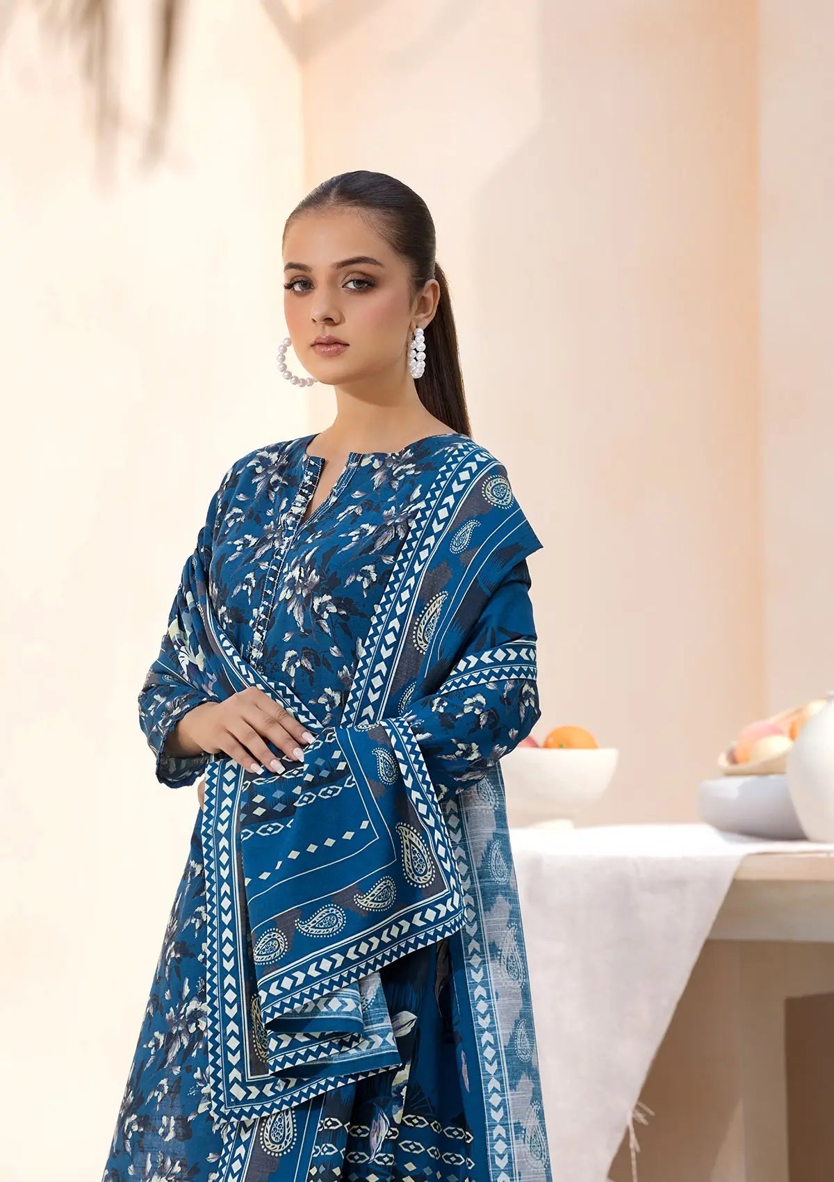 PRINTED KHADDAR BT6526-RBL-47 Bin Tayyab