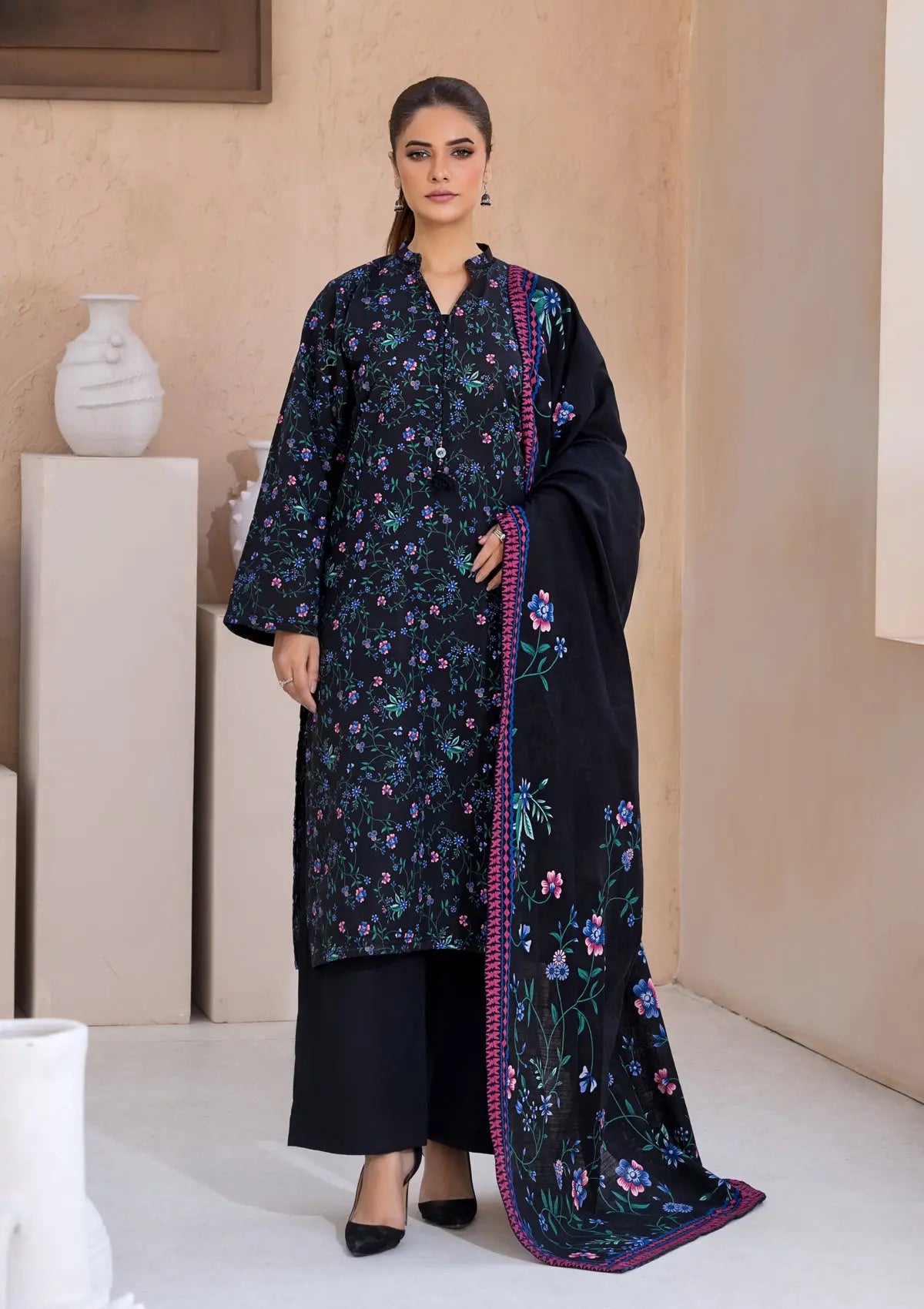 PRINTED KHADDAR BT6526-BLK Bin Tayyab