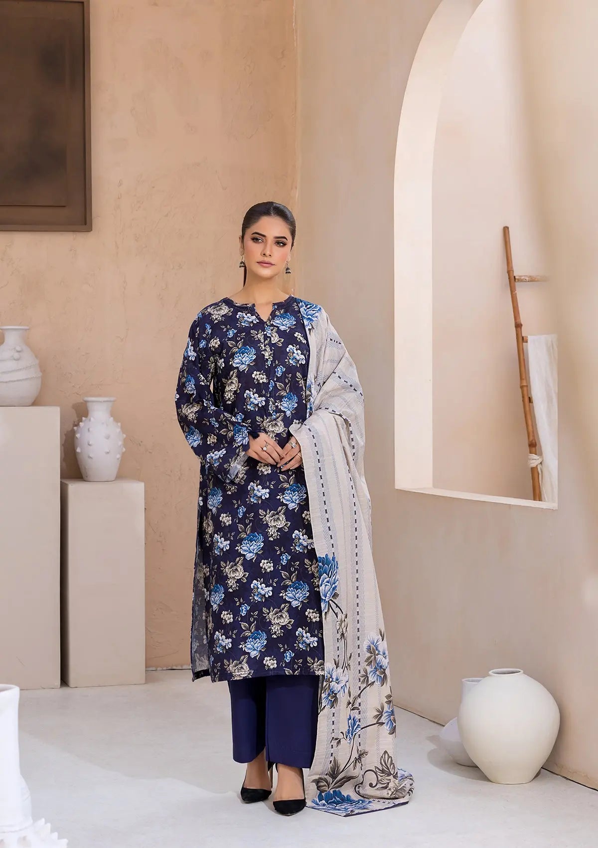 PRINTED KHADDAR BT6526-NBL Bin Tayyab