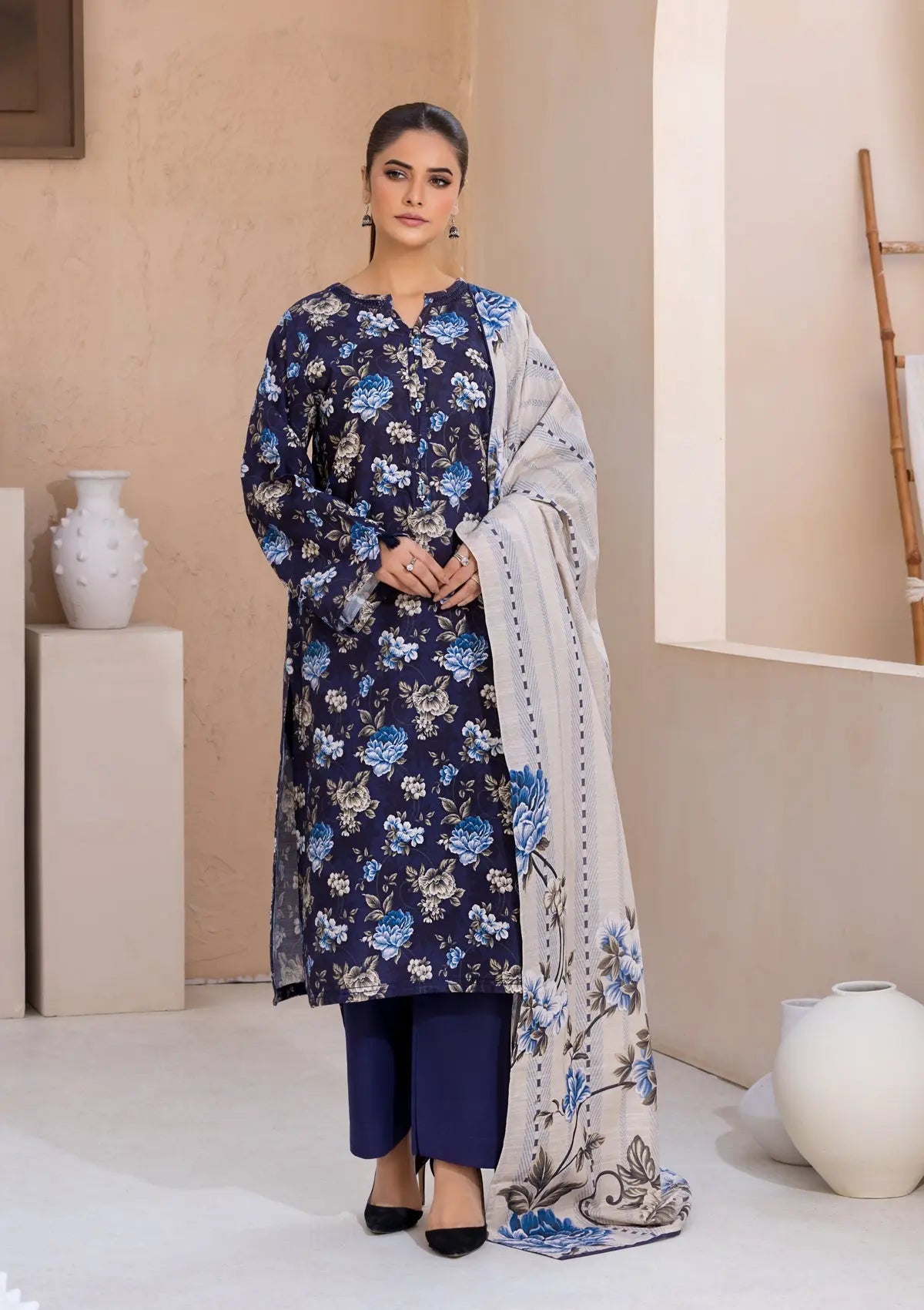 PRINTED KHADDAR BT6526-NBL Bin Tayyab