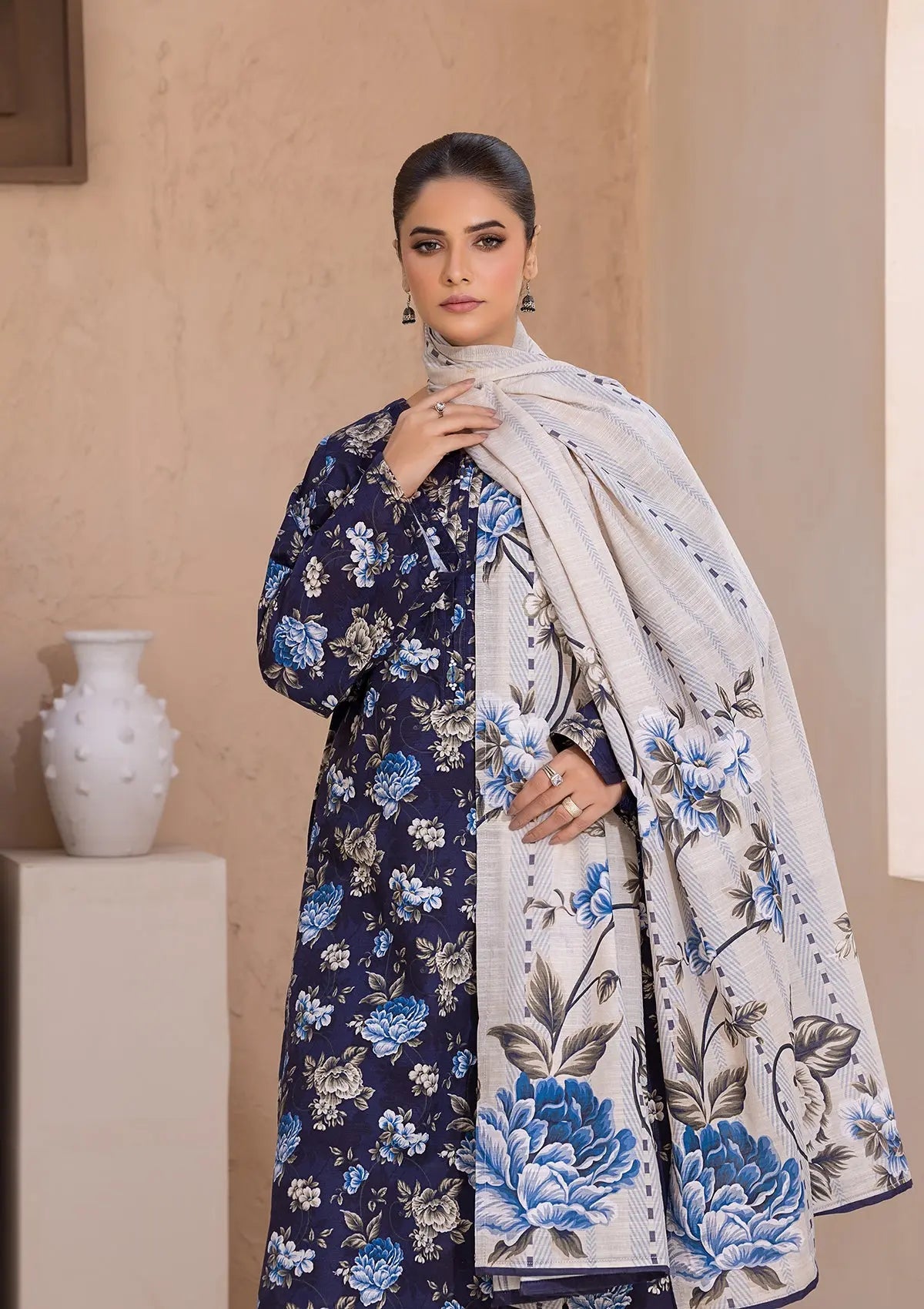 PRINTED KHADDAR BT6526-NBL Bin Tayyab