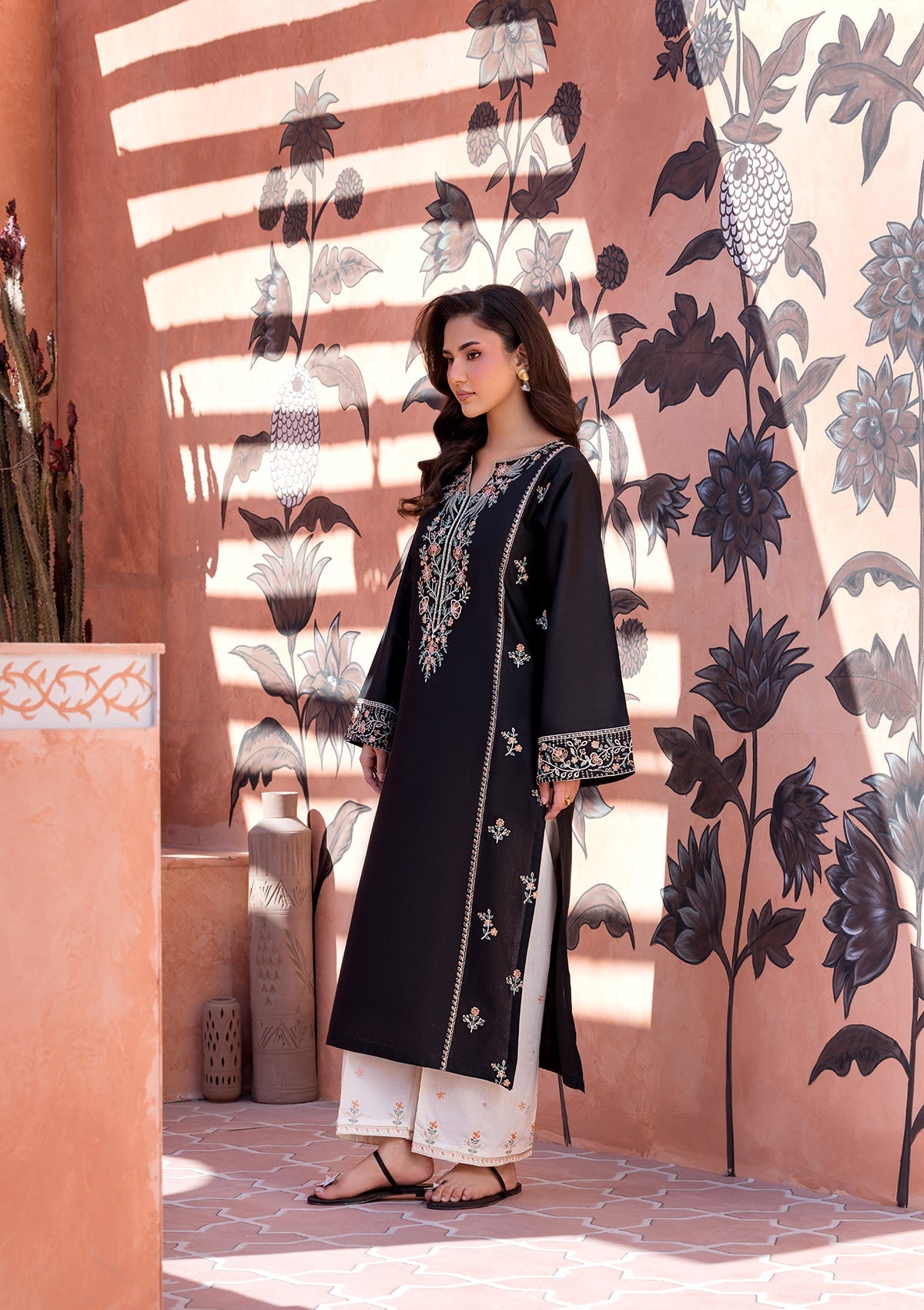EMBROIDERED COTTON BT006686-BLK