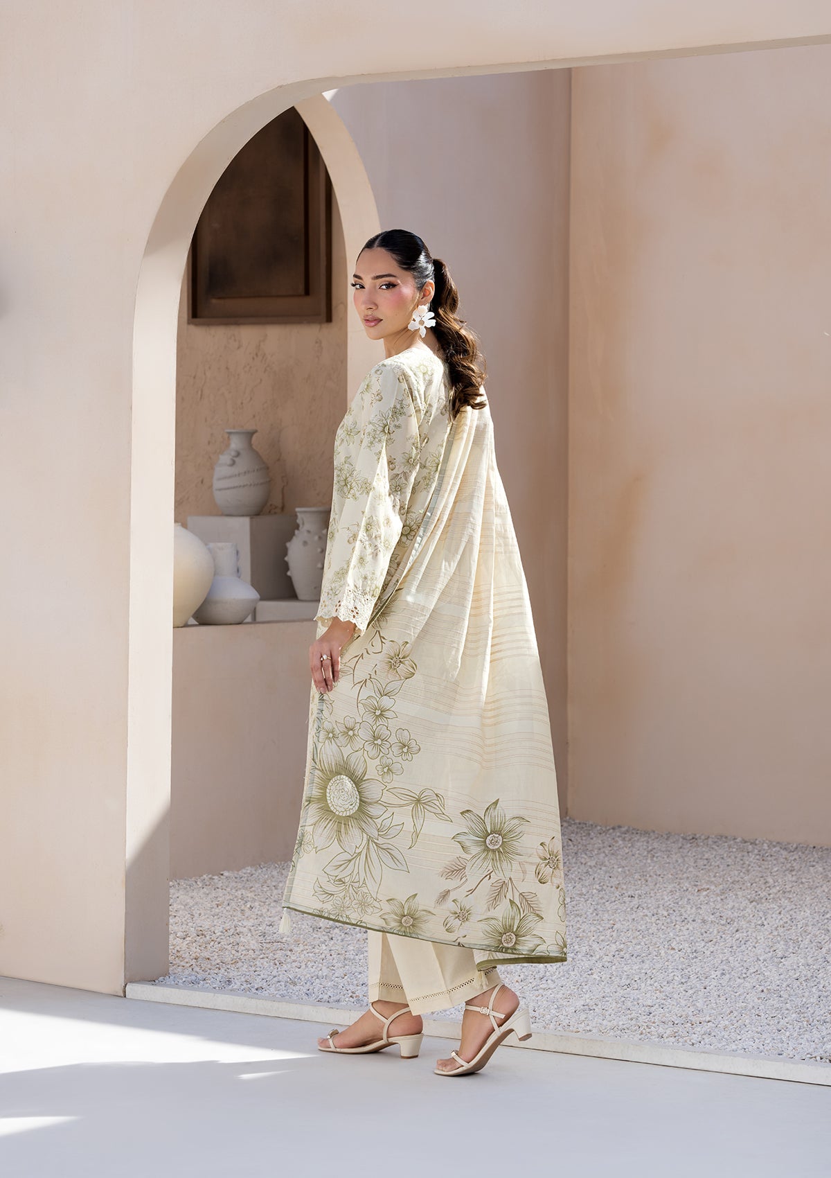 PRINTED CHICKENKARI LAWN BT6697-FWN