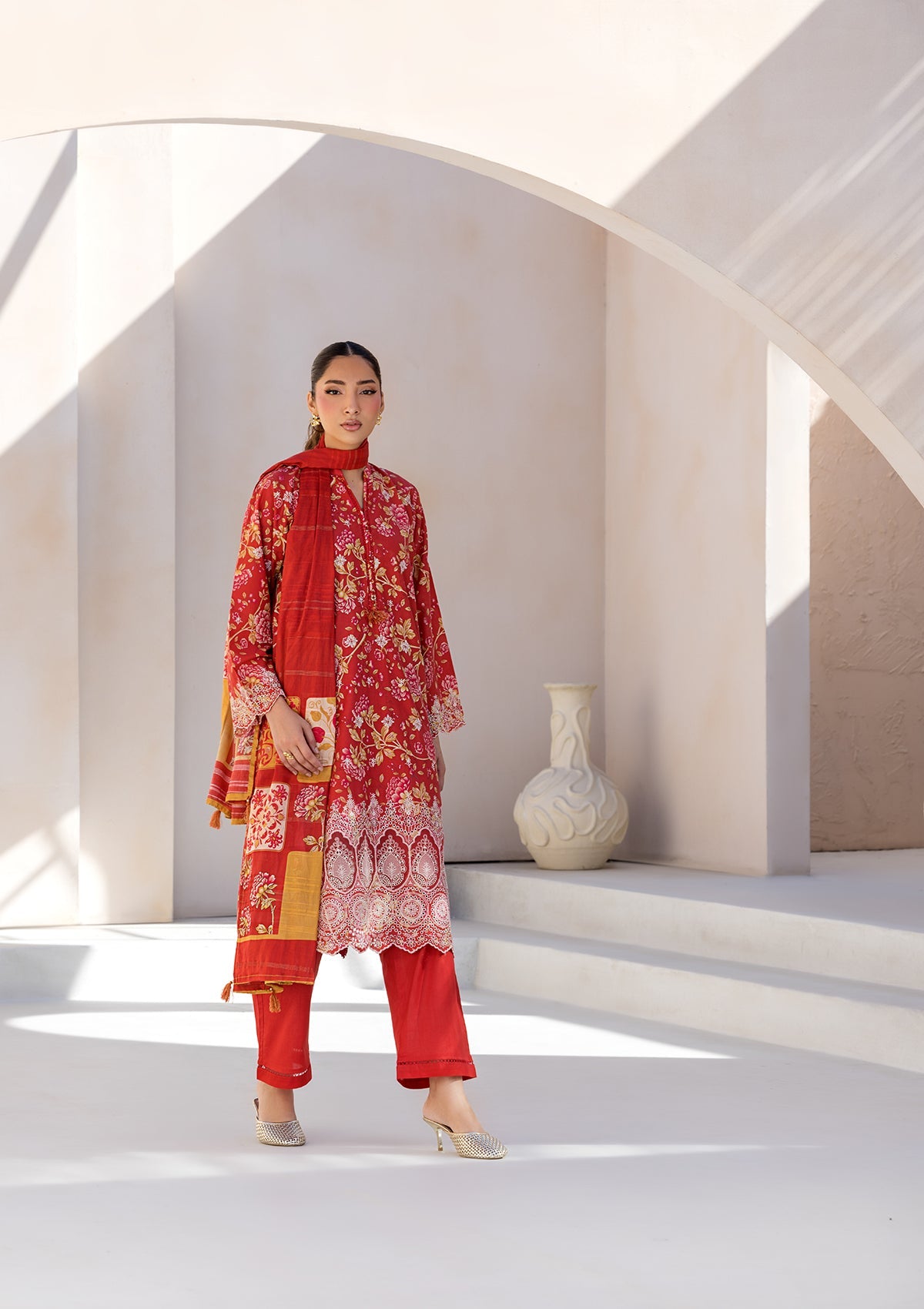 PRINTED CHICKENKARI LAWN BT006697-RED